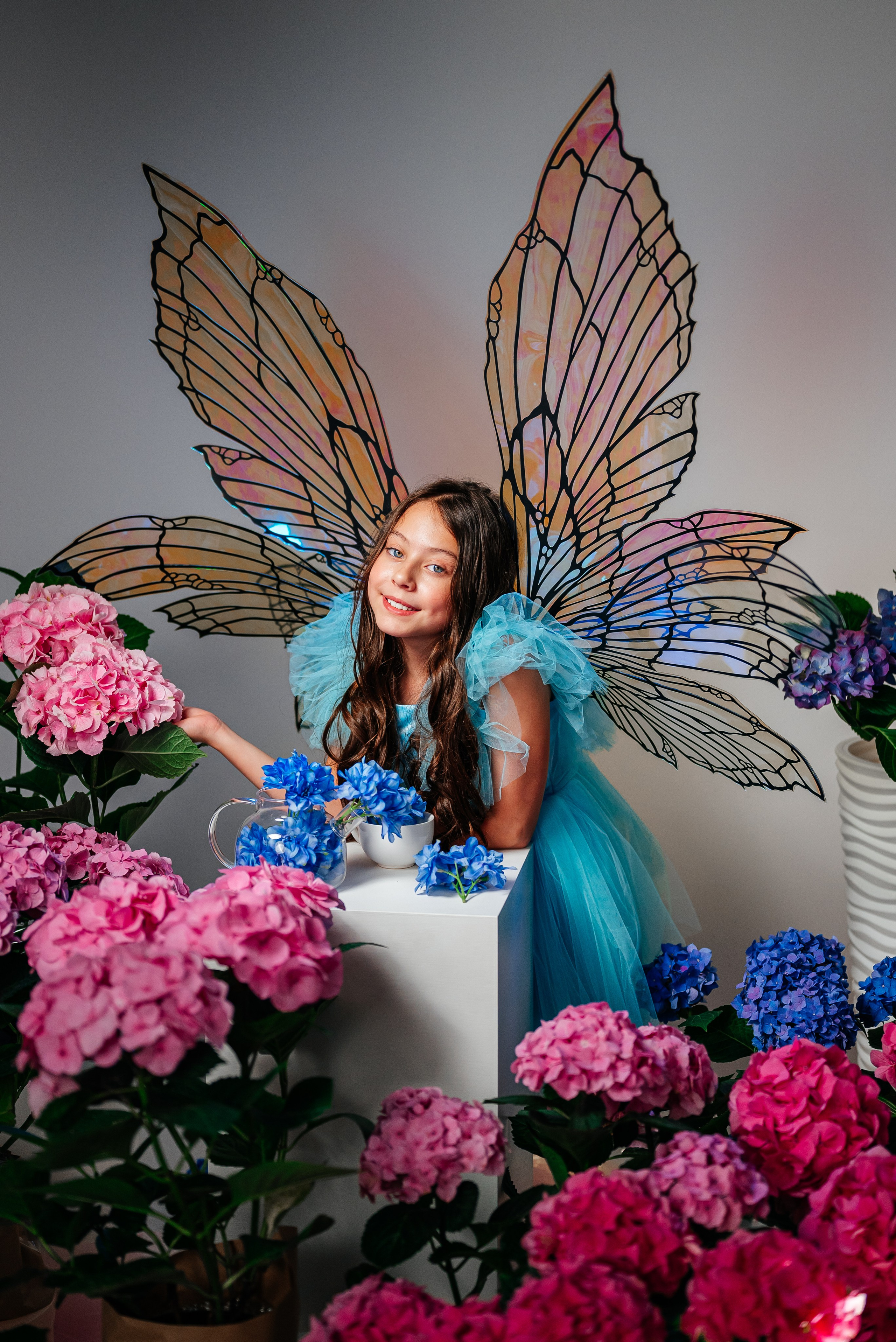 Вероника и гортензии. Семейный фотограф в Краснодаре