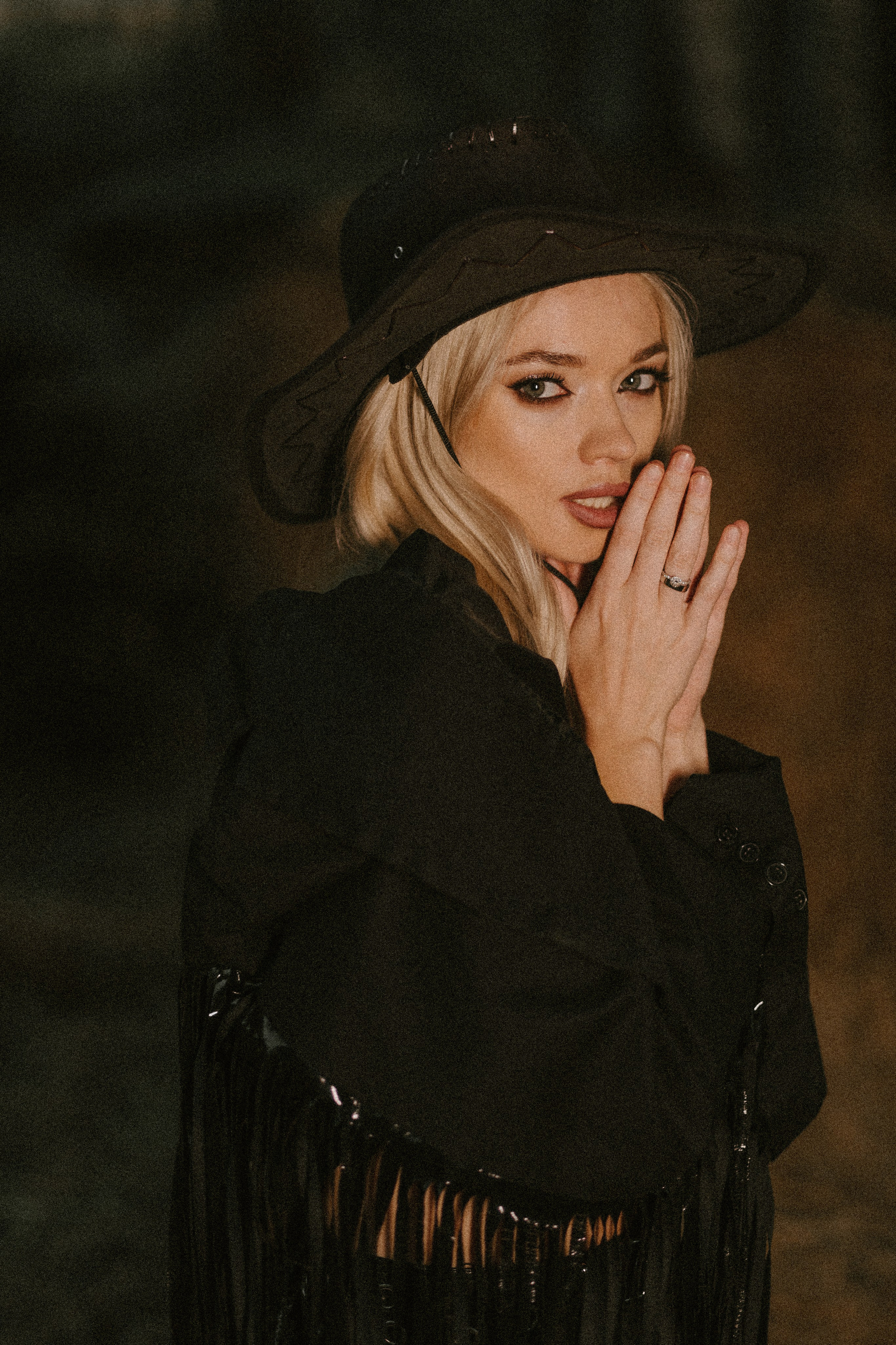 Надя «Вестерн». Павел Померанцев