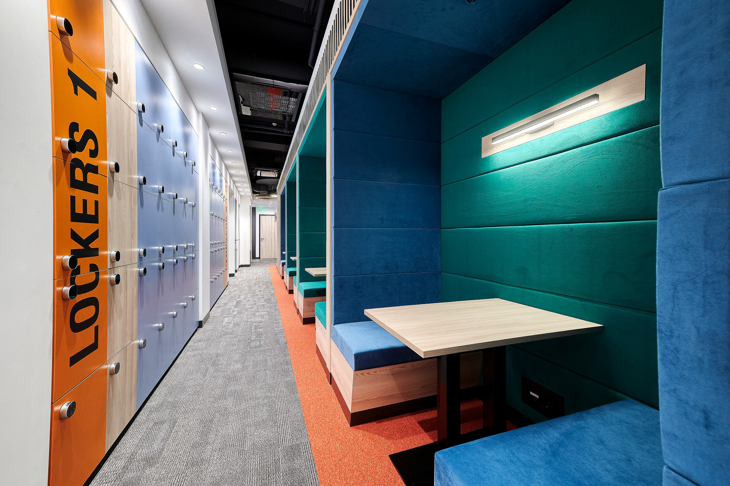 Офисы. Герман Лепёхин коммерческий фотограф в Москве: репортаж, портреты, интерьеры, производство