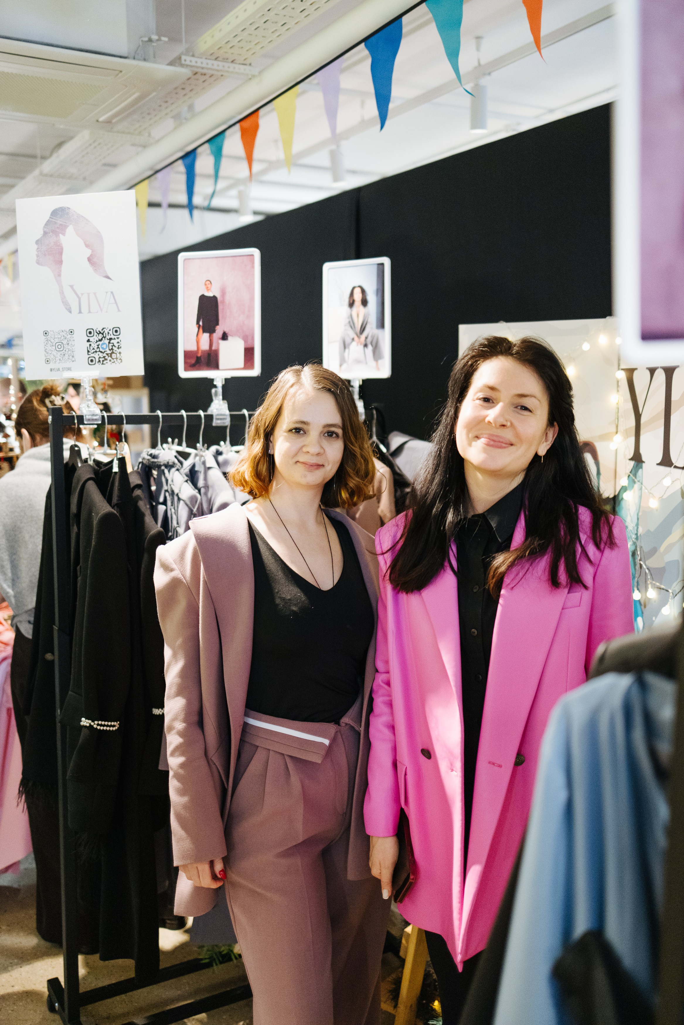 23–24 декабря 2023 в «Три вокзала. Депо» / День 2 / фото Валерий Белобеев. Фотоотчеты «Ламбада-маркета»