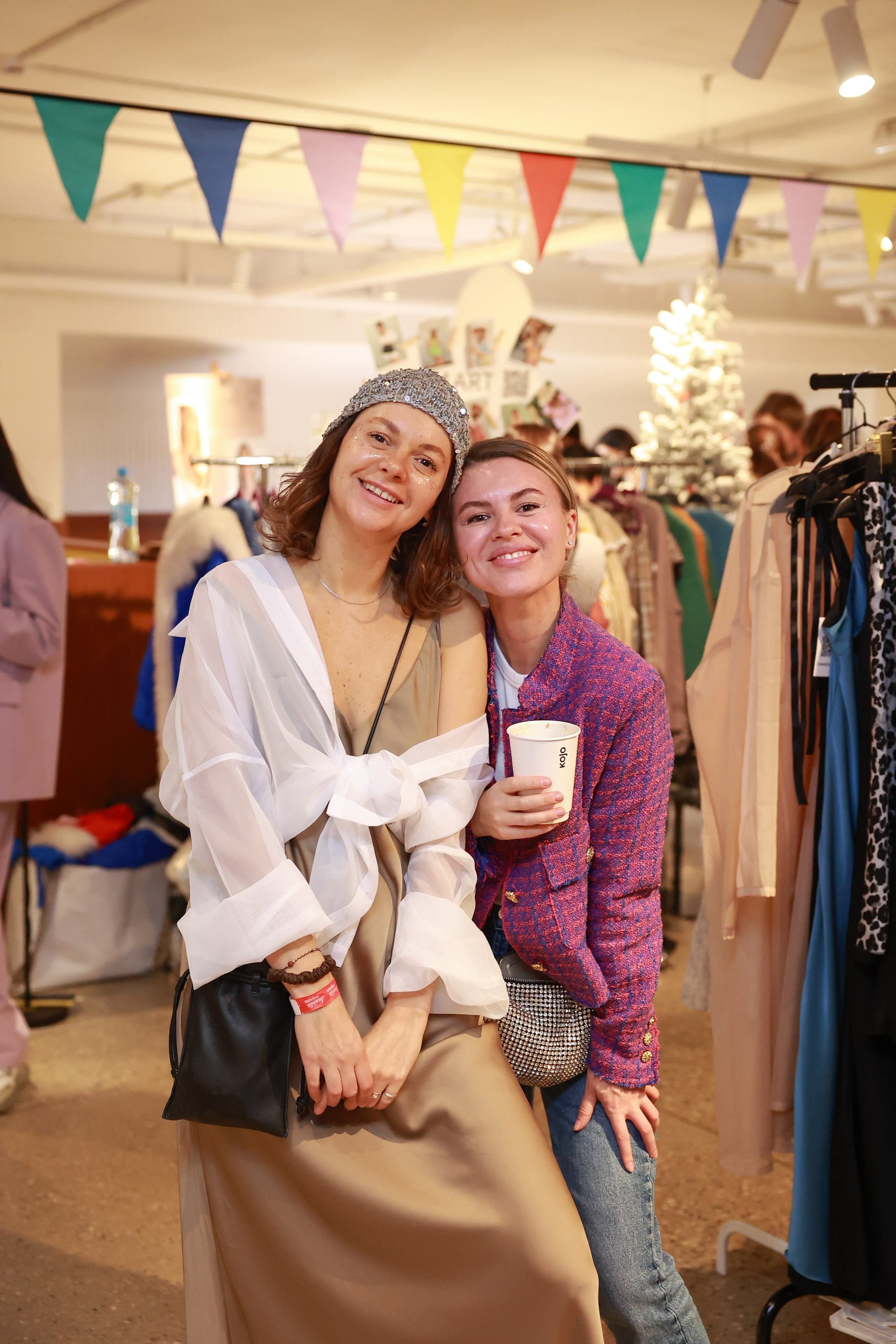 23–24 декабря 2023 в «Три вокзала. Депо» / День 1. Фотоотчеты «Ламбада-маркета»