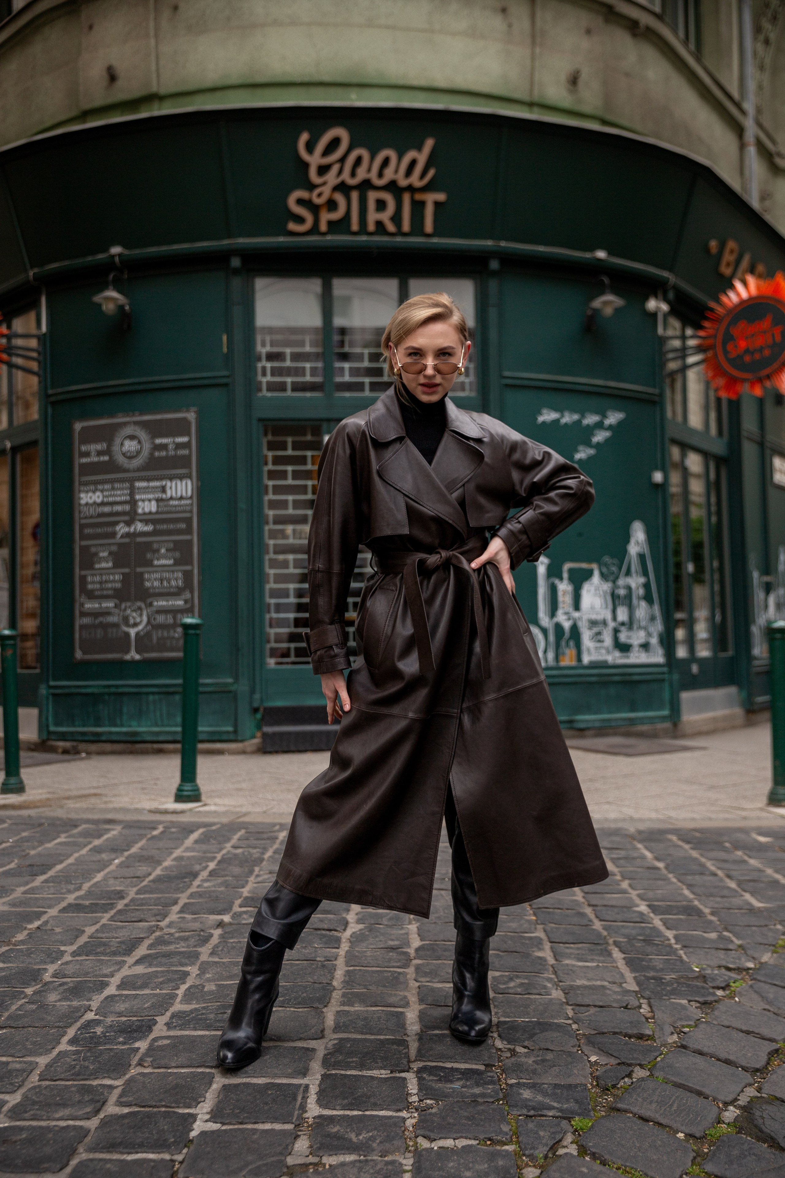 a photo of ballerina Anastasia Konstantinova on the street in Budapest