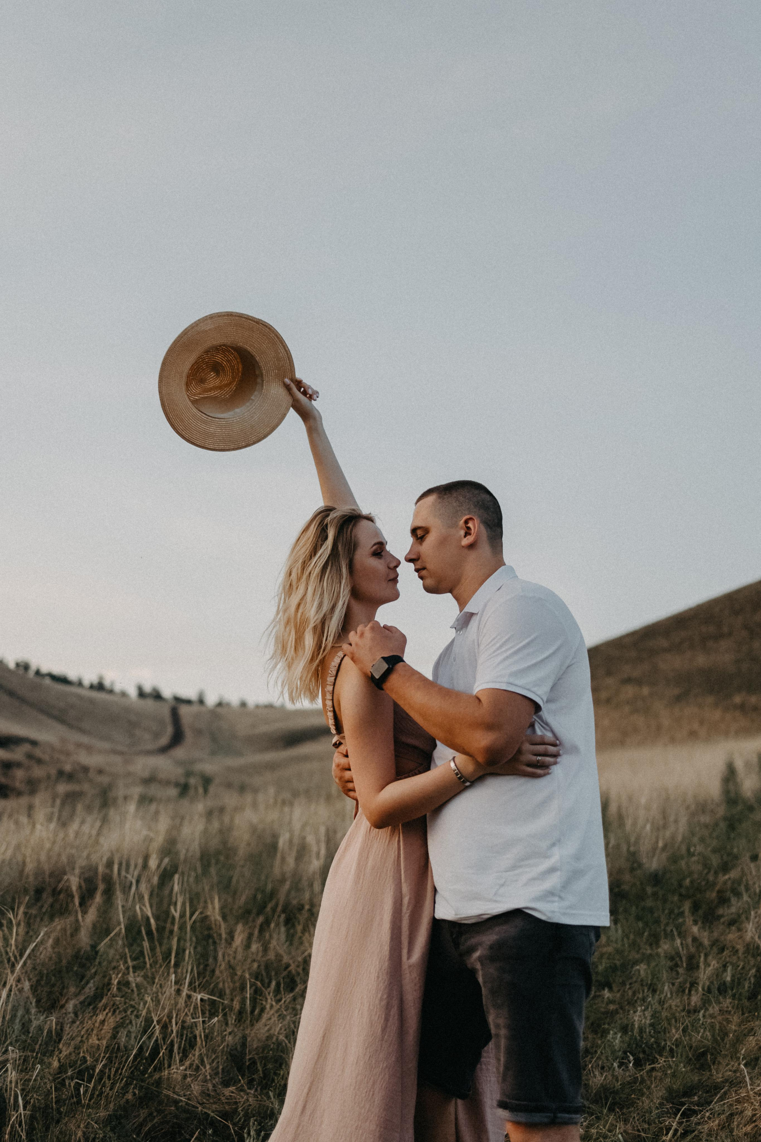 лавстори красноярск, утро невесты, свадьба красноярск, свадебный организатор красноярск, фотосессия на закате