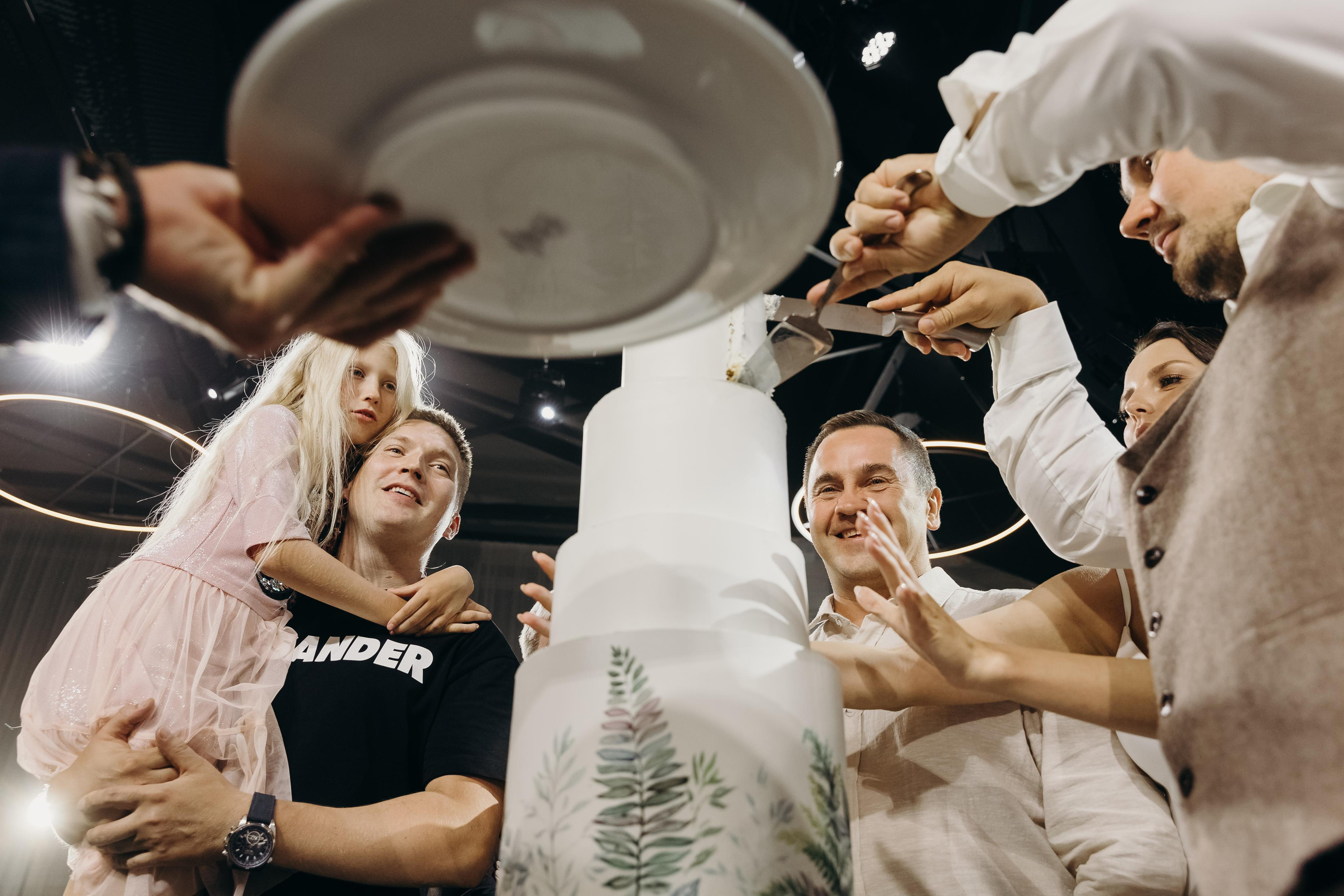 свадебный организатор красноярск, организатор красноярск, организатор свадьбы красноярск, свадьба под ключ красноярск, оформление свадьбы красноярск, свадебный декор, лесная свадьбы красноярск, ресторан для свадьбы красноярск, дом событий сосны, свадебный торт красноярск