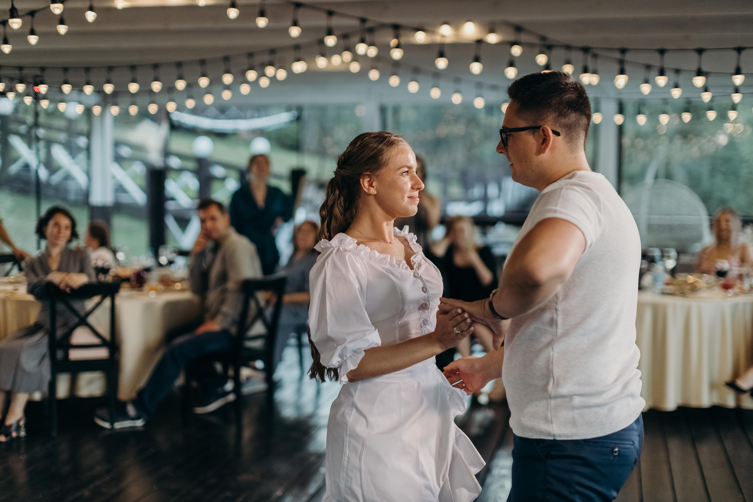 свадебный организатор красноярск, организатор красноярск, организатор свадьбы красноярск, свадьба под ключ красноярск, свадебная концепция, свадебный фотограф красноярск, встреча жениха и невесты, свадебный банкет, ресторан для свадьбы красноярск, стрелковый комплекс кубеково, постановка танца красноярск, свадебный танец красноярск, бачата красноярск