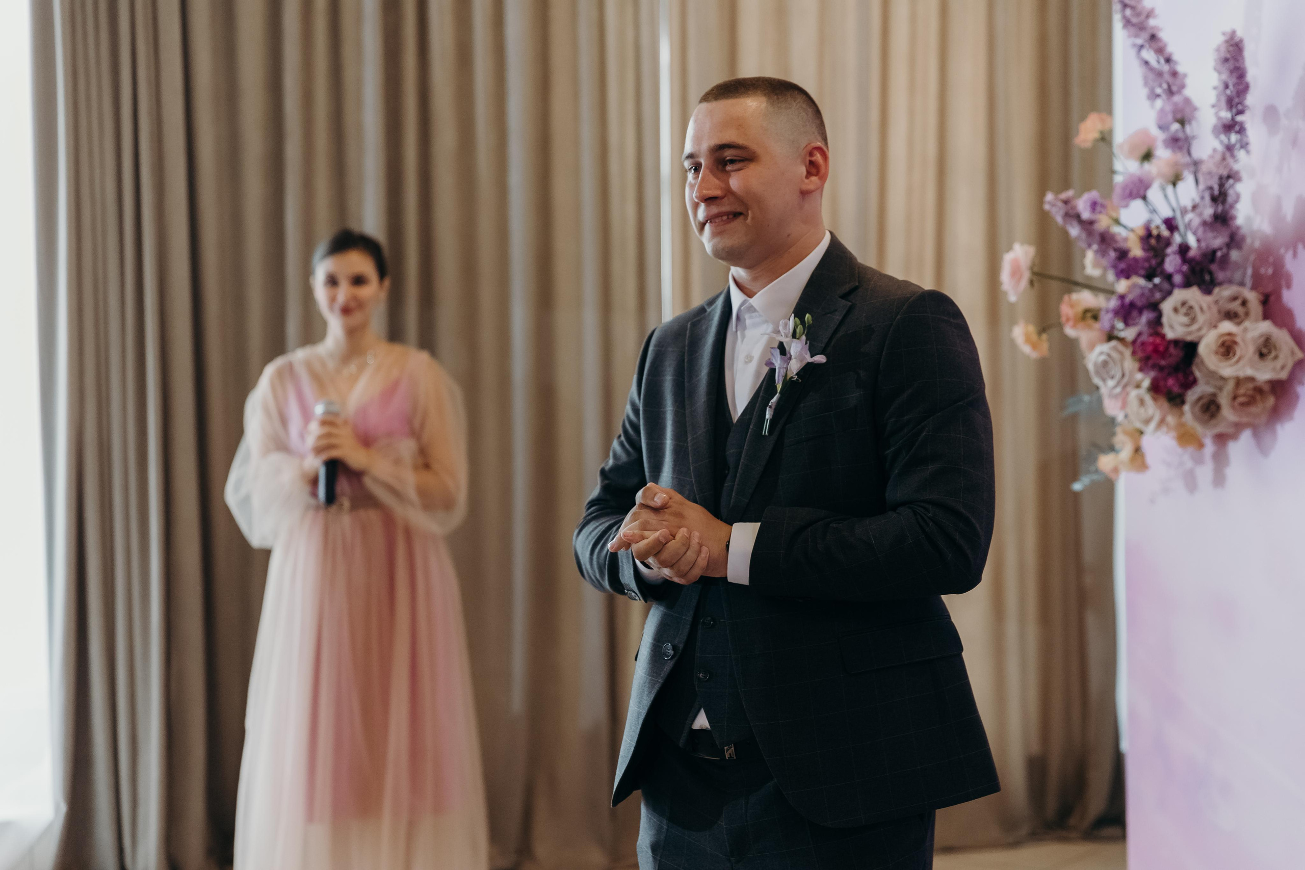 свадебная церемония красноярск, свадебная арка красноярск, выездной регистратор красноярск, выездная регистрация красноярск, свадебный организатор красноярск, свадебное агентство красноярск, свадьба под ключ красноярск