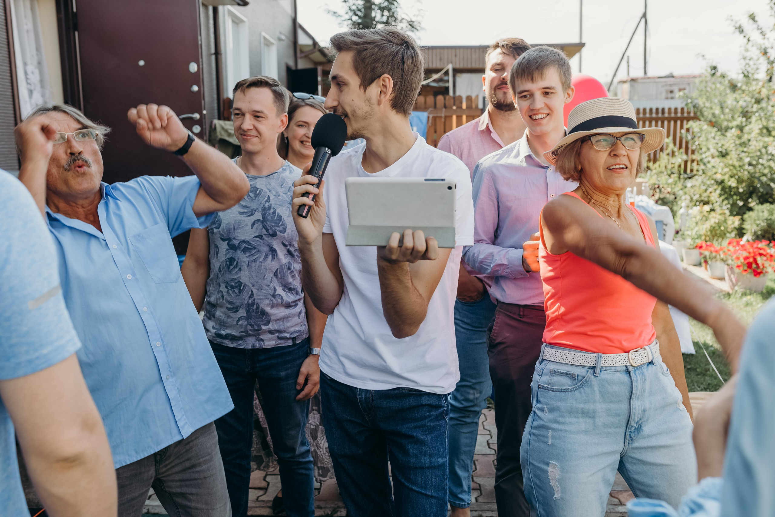 Развлечения на праздник, ведущий красноярск, гендер пати под ключ красноярск, организация гендер пати красноярск, Гендерпати красноярск, гендер-пати красноярск, организация гендер пати под ключ, организация гендер пати под ключ красноярск, беременность красноярск, цветной дым красноярск, гендер шар красноярск, конкурсы на гендер пати красноярск, ведущий на гендер пати красноярск, фотозона красноярск, фотозона на гендер пати красноярск, на каком сроке делать гендер пати, на каком сроке узнать пол ребенка, как узнать пол ребенка, когда узнать пол ребенка, роддом красноярск, фотосессия беременности красноярск