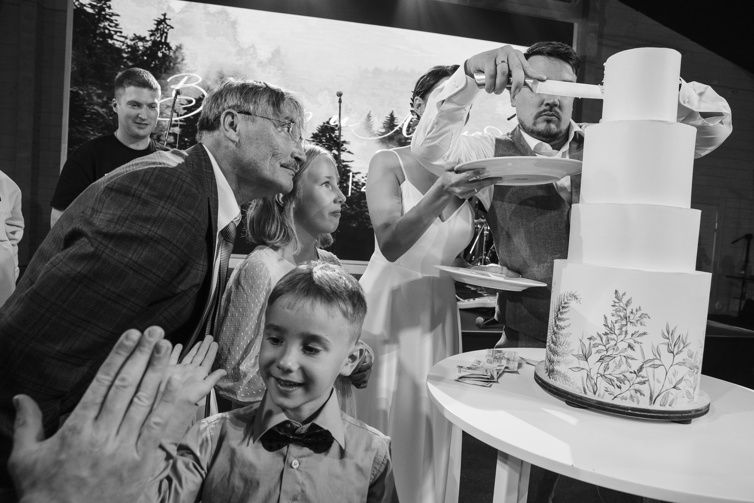 свадебный организатор красноярск, организатор красноярск, организатор свадьбы красноярск, свадьба под ключ красноярск, оформление свадьбы красноярск, свадебный декор, лесная свадьбы красноярск, ресторан для свадьбы красноярск, дом событий сосны, свадебный торт красноярск