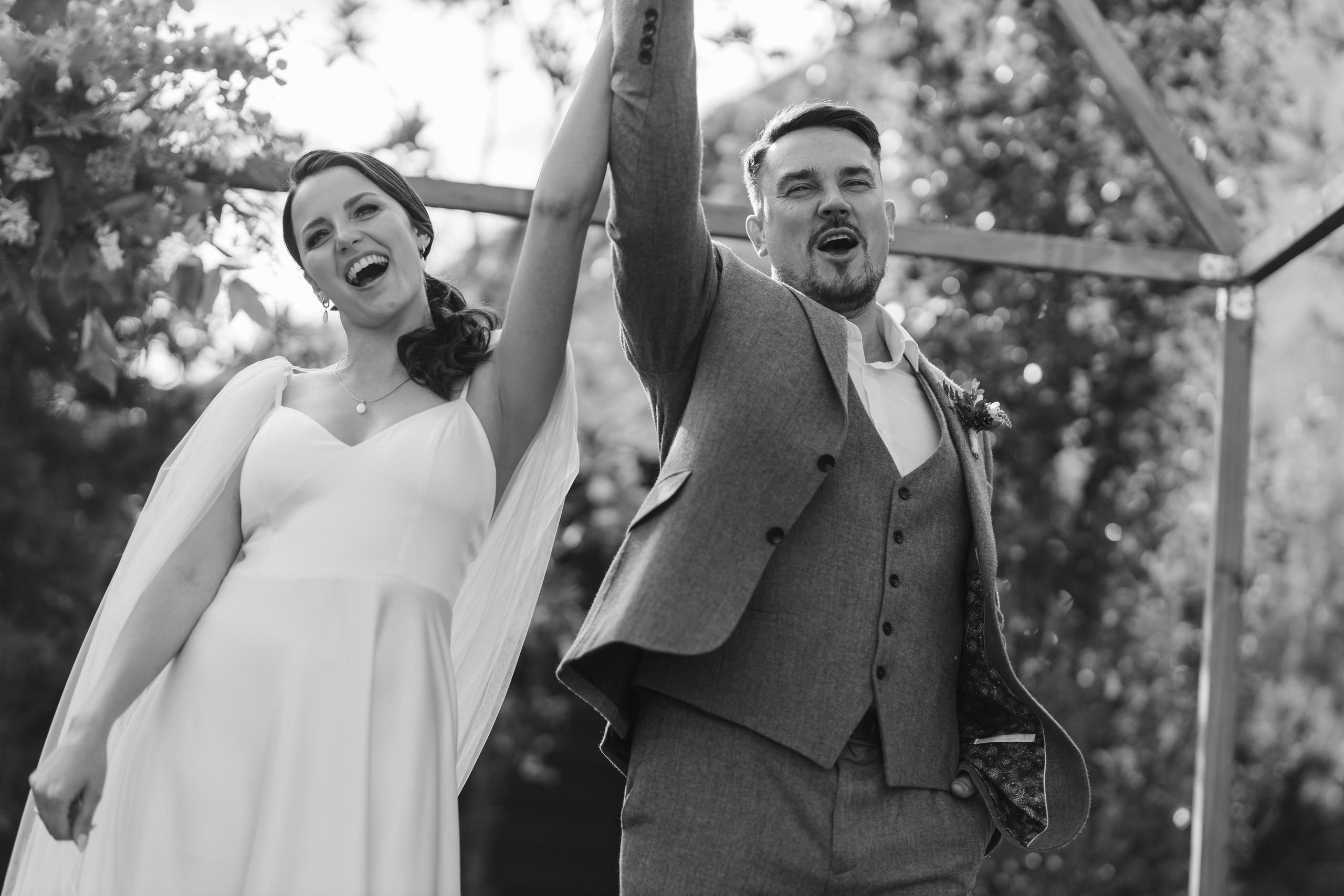 свадебный организатор красноярск, организатор красноярск, организатор свадьбы красноярск, свадьба под ключ красноярск, оформление свадьбы красноярск, свадебный декор, свадебная арка красноярск, лесная свадьбы красноярск, выездная церемония красноярск, выход жениха и невесты, свадебная церемония