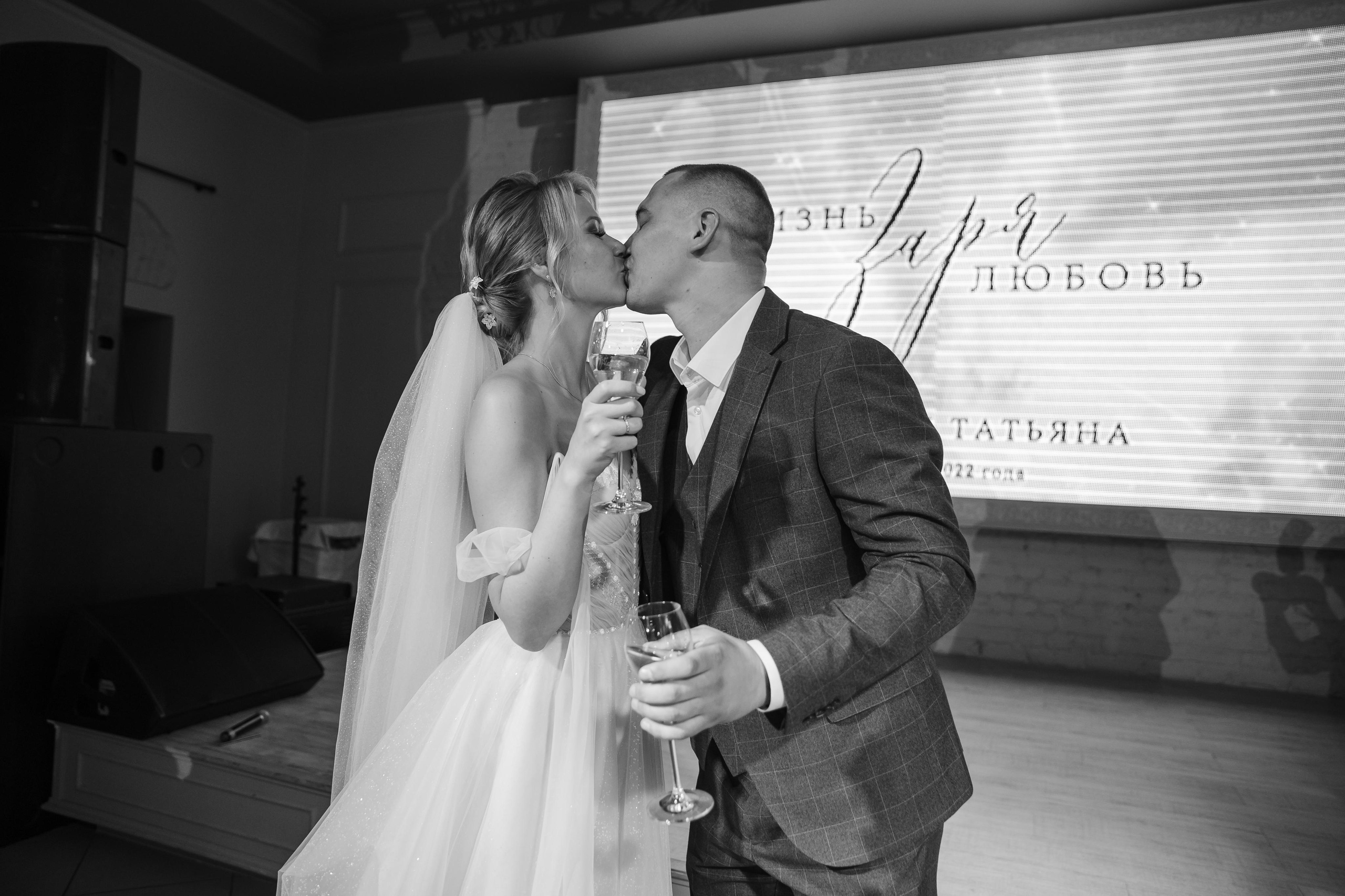 свадьба красноярск, свадебный организатор красноярск, организатор красноярск, организатор свадьбы красноярск, свадебный банкет, свадебное агентство красноярск, свадьба под ключ красноярск,  ведущий на свадьбу красноярск, банкетный зал пассаж