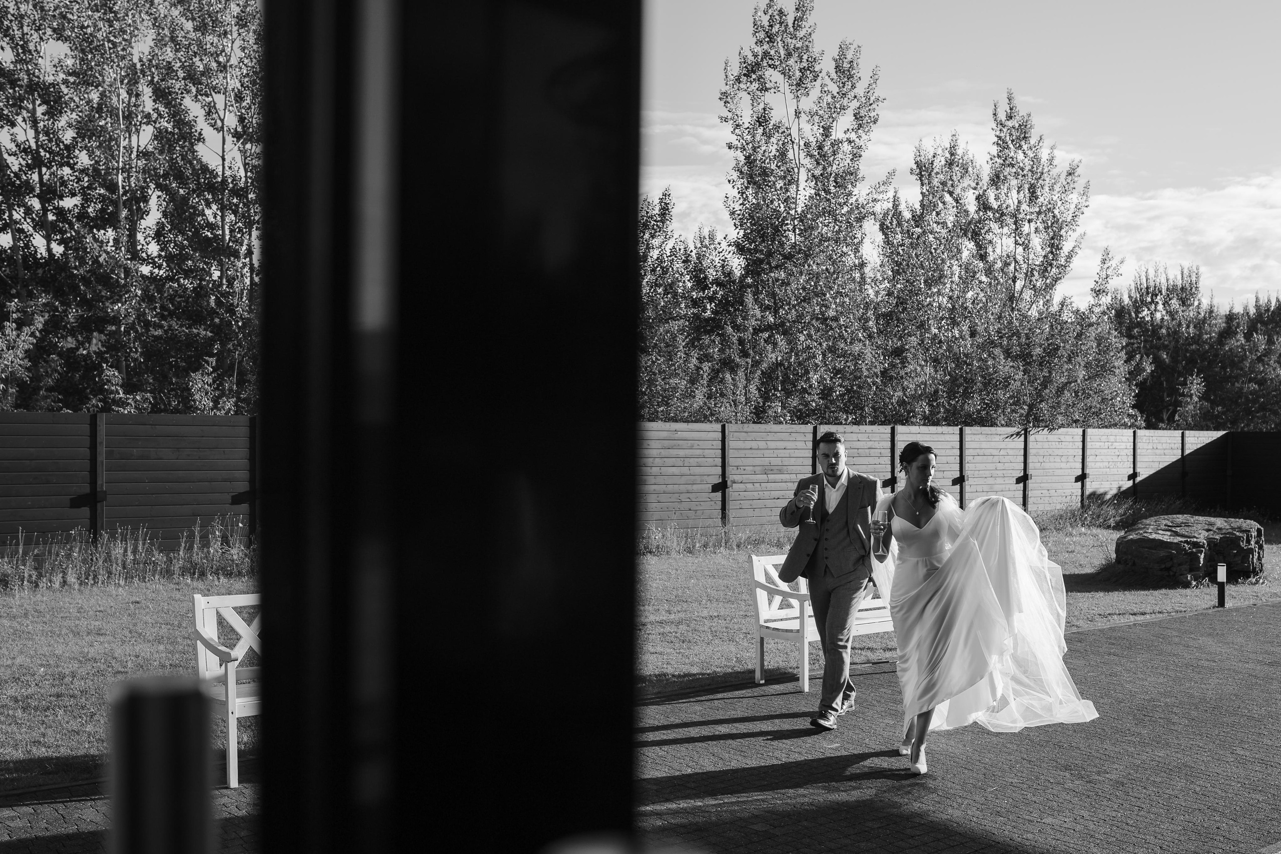 свадебный организатор красноярск, организатор красноярск, организатор свадьбы красноярск, свадьба под ключ красноярск, оформление свадьбы красноярск, свадебный декор, лесная свадьбы красноярск, выездная церемония красноярск, выход жениха и невесты, свадебная церемония