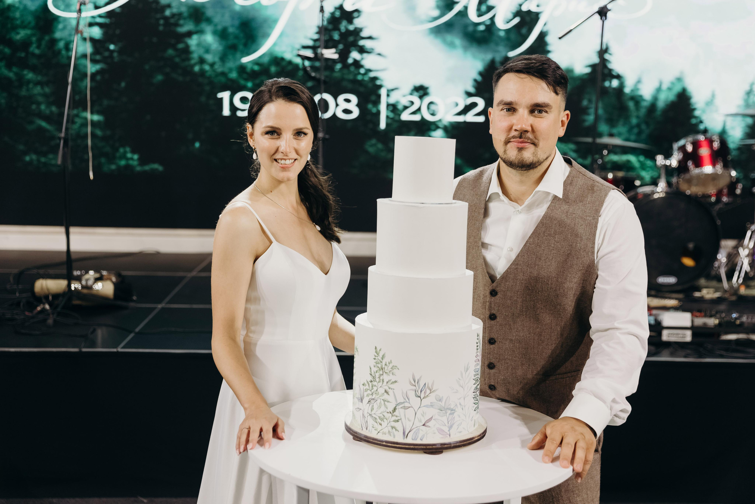 свадебный организатор красноярск, организатор красноярск, организатор свадьбы красноярск, свадьба под ключ красноярск, оформление свадьбы красноярск, свадебный декор, лесная свадьбы красноярск, ресторан для свадьбы красноярск, дом событий сосны, свадебный торт красноярск