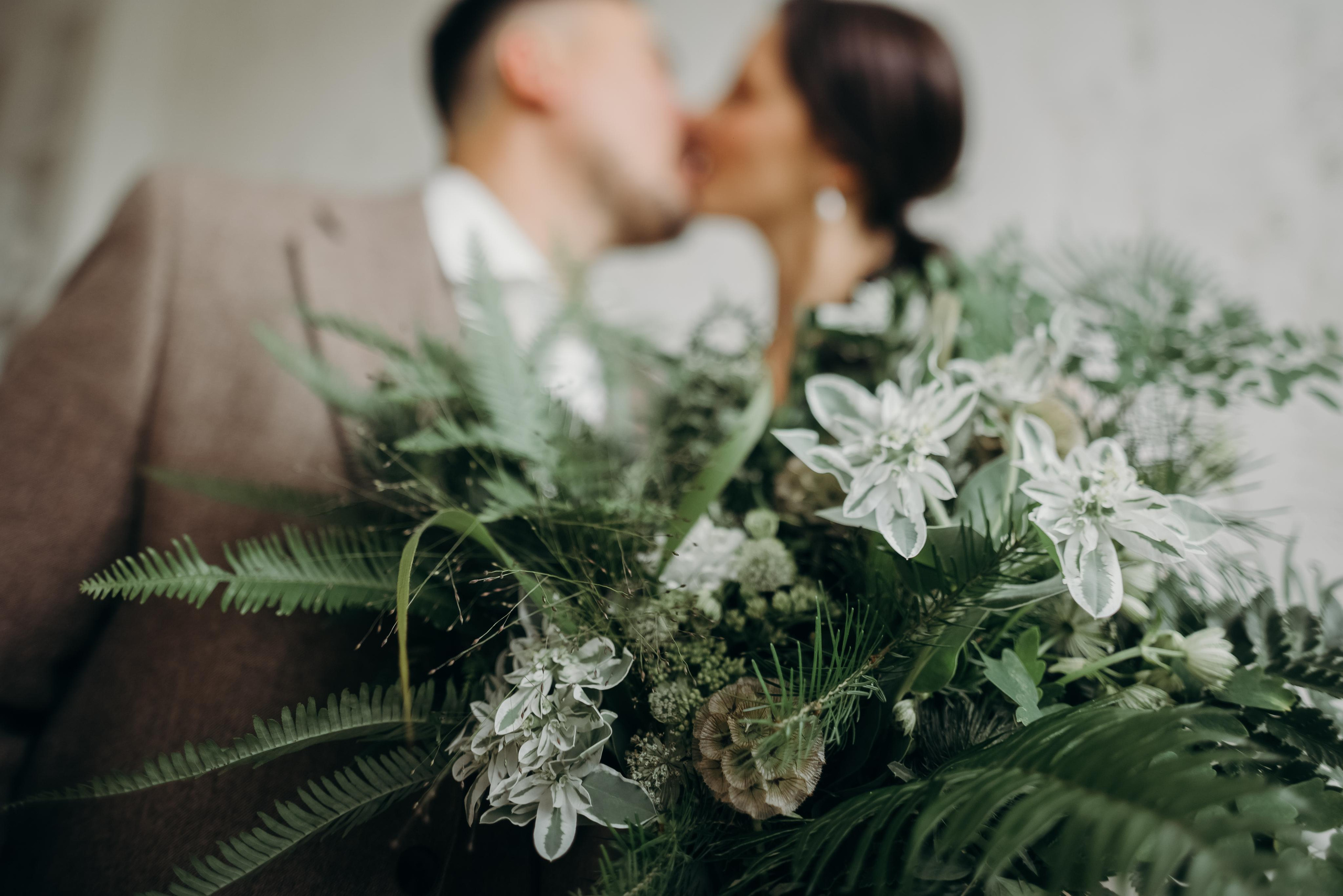 свадебный организатор красноярск, организатор красноярск, организатор свадьбы красноярск, свадьба под ключ красноярск, первая встреча жениха и невесты, утро невесты, букет невесты, букет невесты красноярск, оригинальный букет невесты