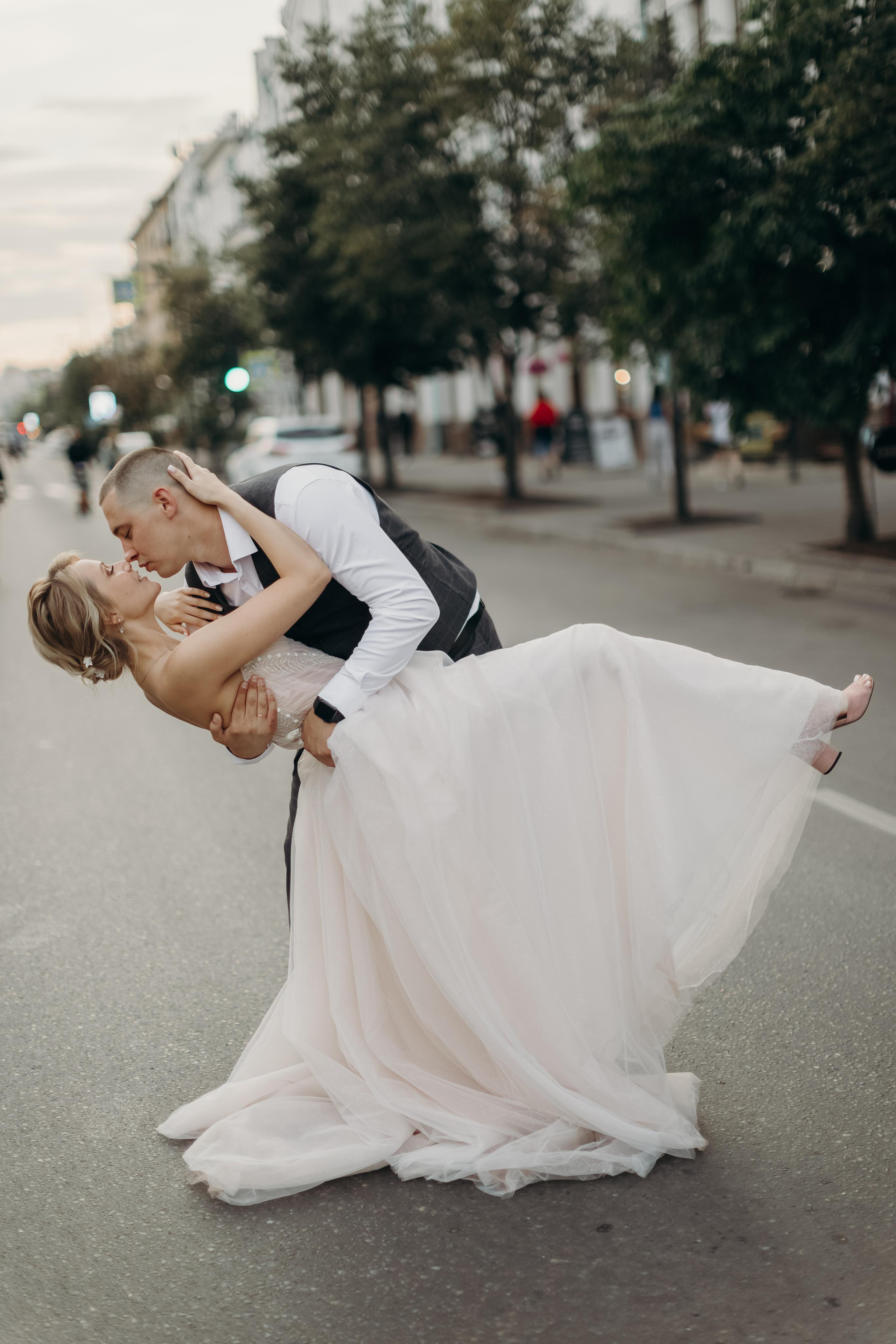 свадебная прогулка, свадьба красноярск, свадебный организатор красноярск, свадебное агентство красноярск, свадьба под ключ красноярск, свадебный танец красноярск