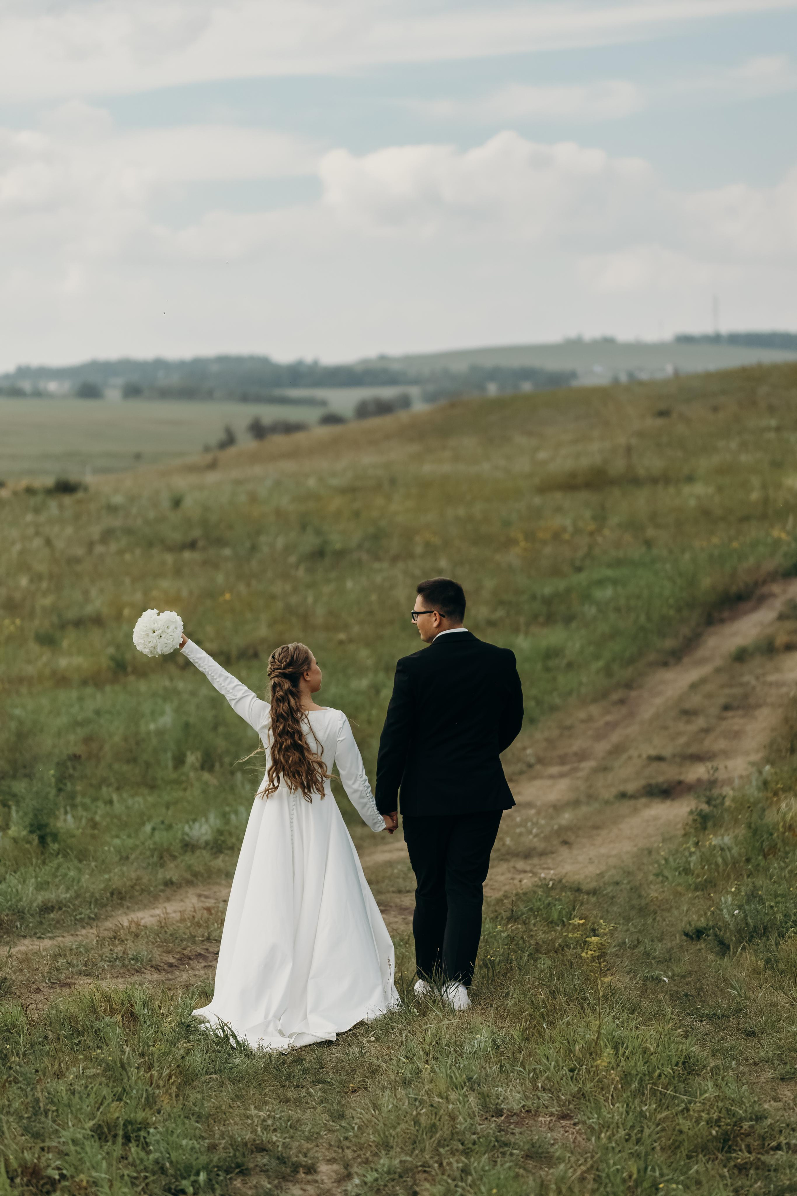 свадебный организатор красноярск, организатор красноярск, организатор свадьбы красноярск, свадьба под ключ красноярск, свадебная лавстори, свадебная концепция, жених красноярск, костюм жениха красноярск, букет невесты