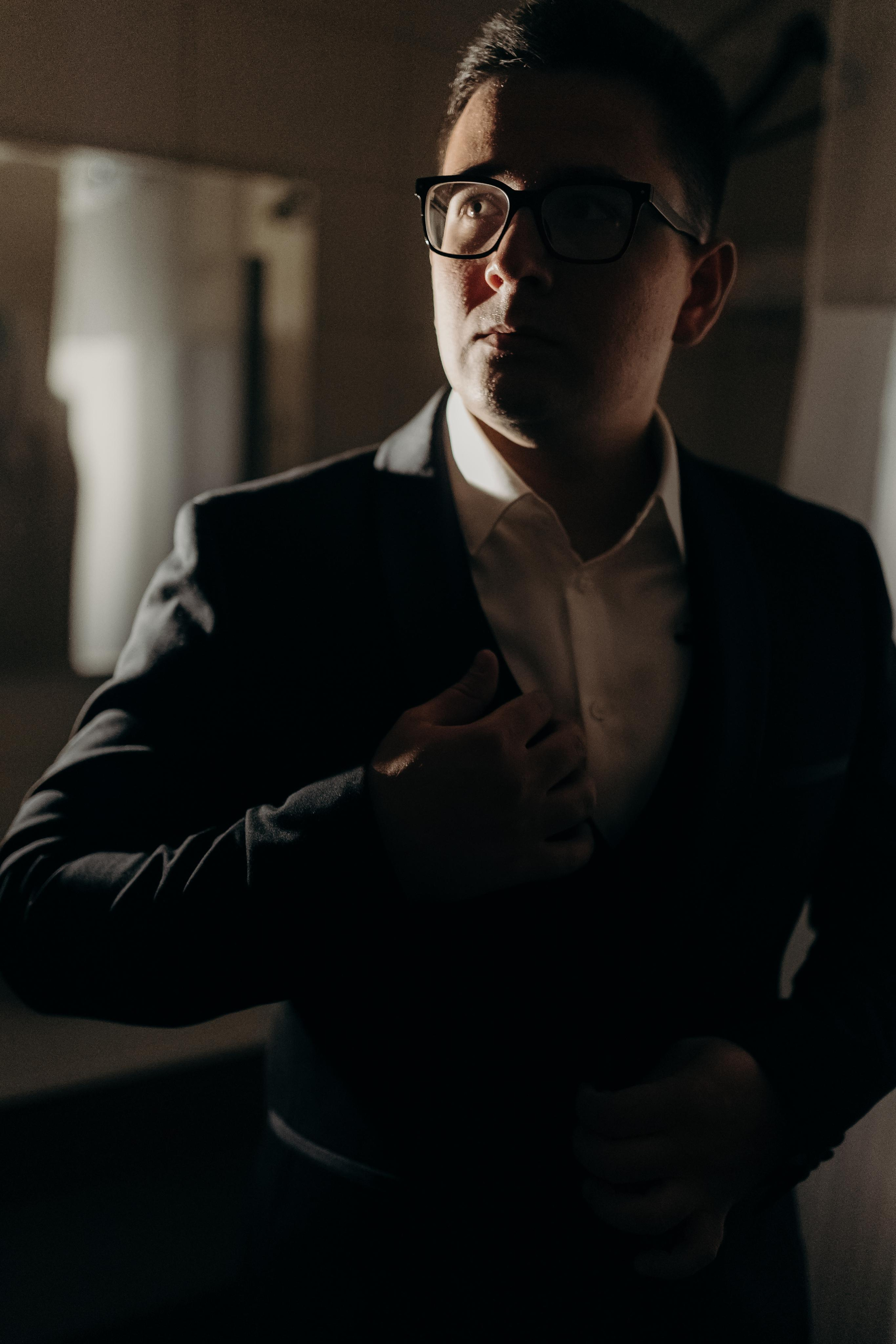 свадебный организатор красноярск, организатор красноярск, организатор свадьбы красноярск, свадьба под ключ красноярск, свадебная лавстори, свадебная концепция, жених красноярск, костюм жениха красноярск