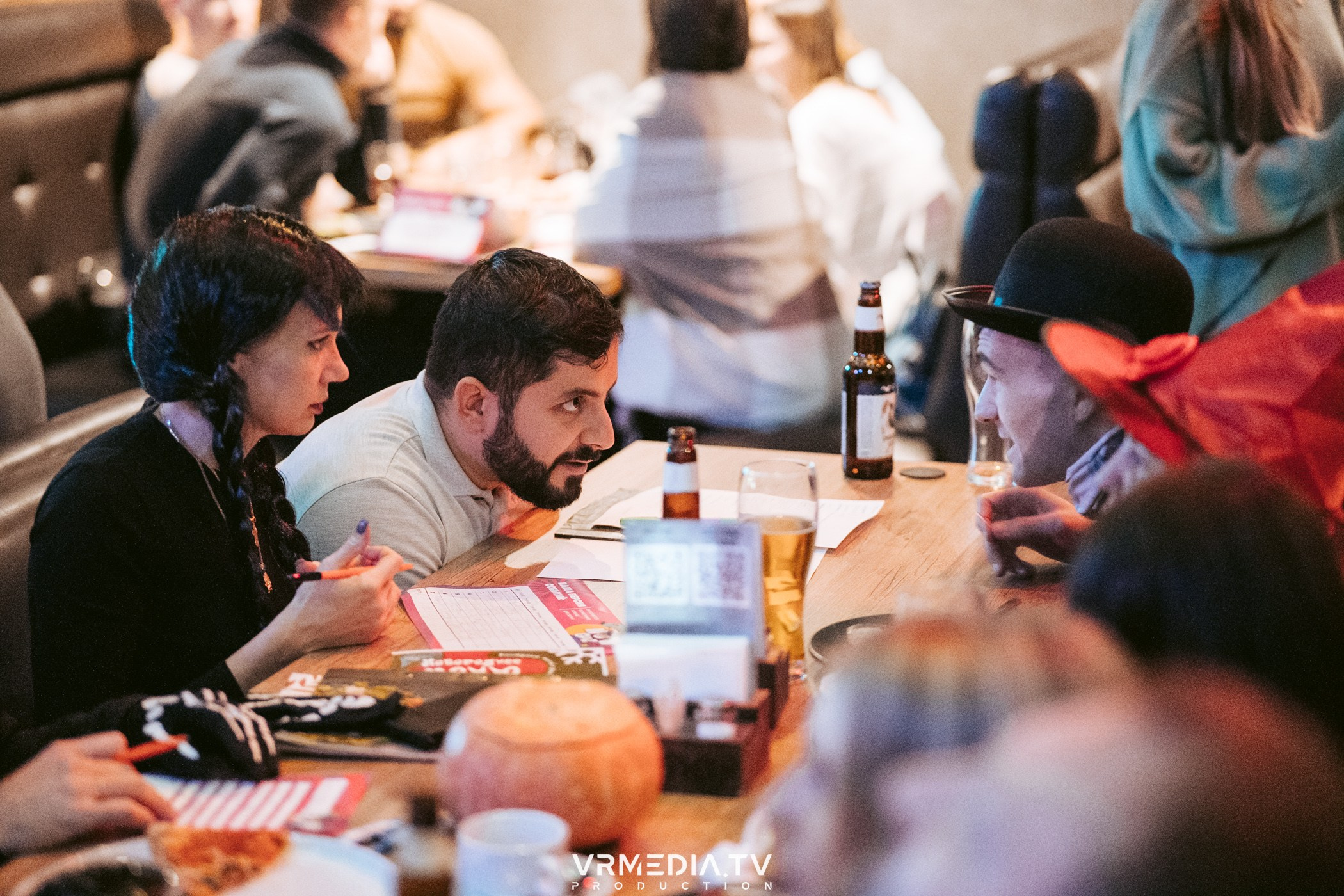 WoW QuiZ в баре «Друзья»