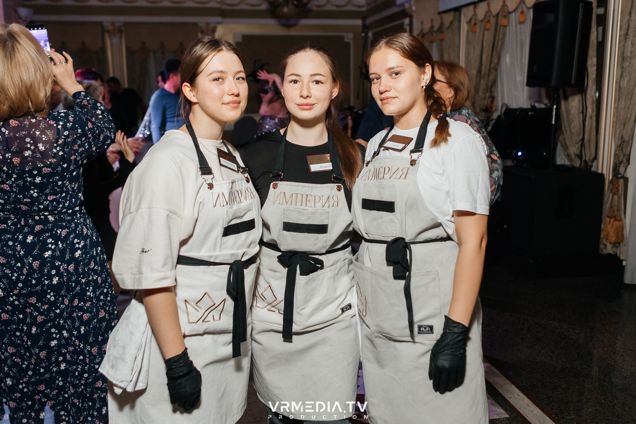 ПЯТНИЦА ДЛЯ ДРУЗЕЙ в ресторане «Империя»