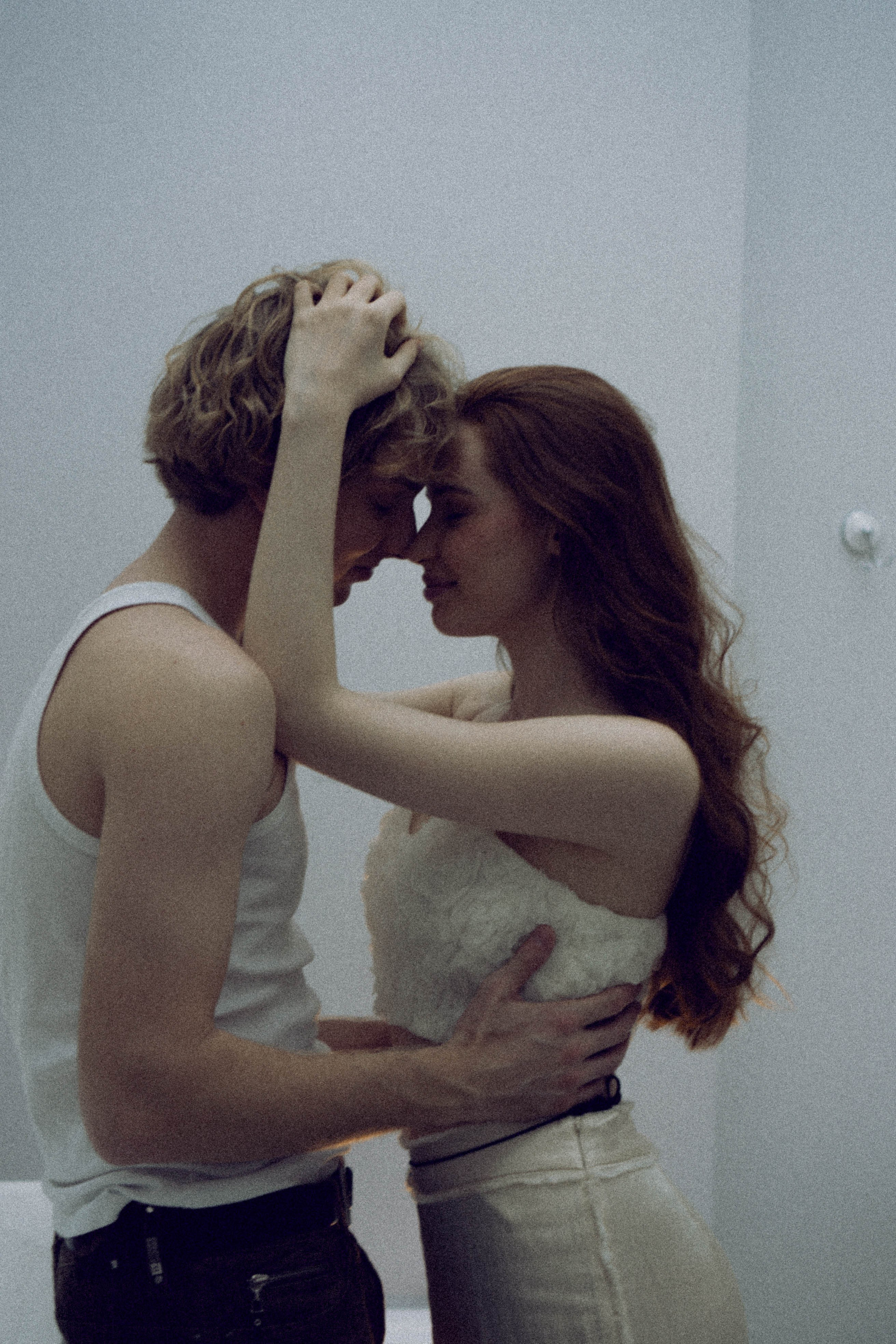 СВАДЕБНАЯ СЬЕМКА В ОТЕЛЕ. СБОРЫ ЖЕНИХА И НЕВЕСТЫ И ТАКЖЕ ТОР И ПОДГОТОВКА К ПРОГУЛКЕ. Профессиональный фотограф, Санкт-Петербург — Виктория Богомолова