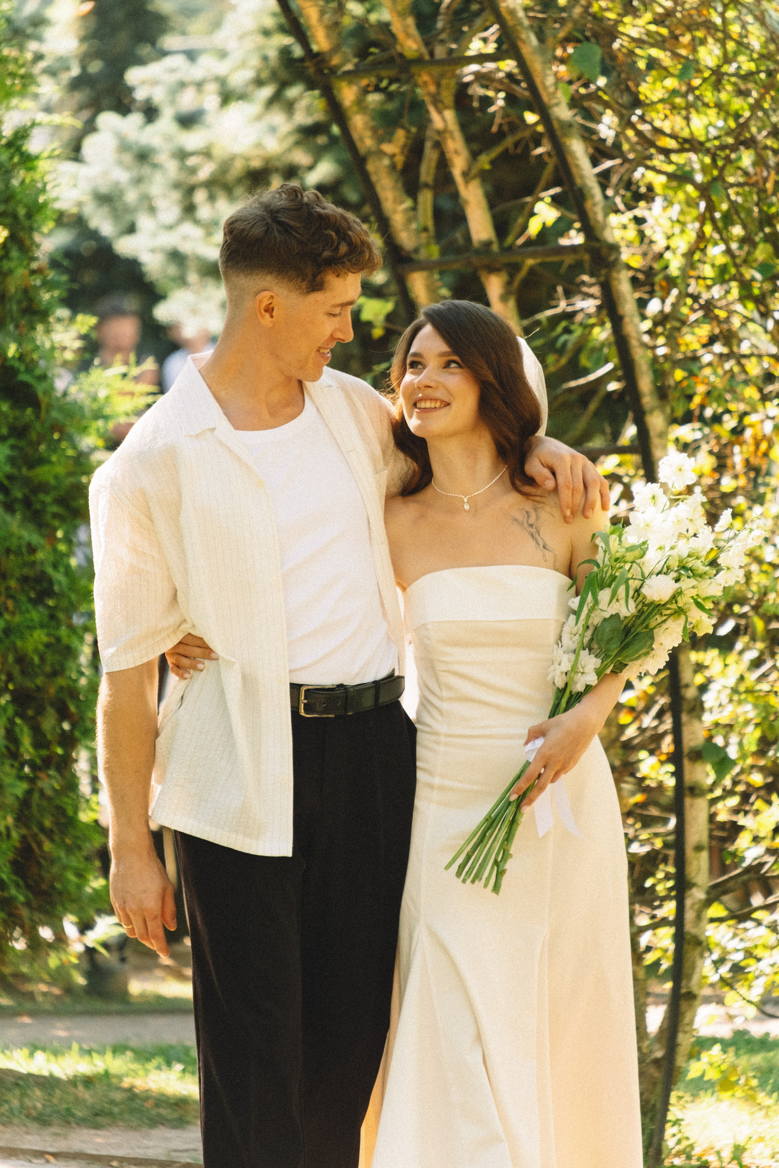 СВАДЕБНАЯ СЬЕМКА В ПЕТЕРГОФЕ И СЬЕМКА РЕПОРТАЖА В ЗАГСЕ ПЕТЕРГОФА. Профессиональный фотограф, Санкт-Петербург — Виктория Богомолова