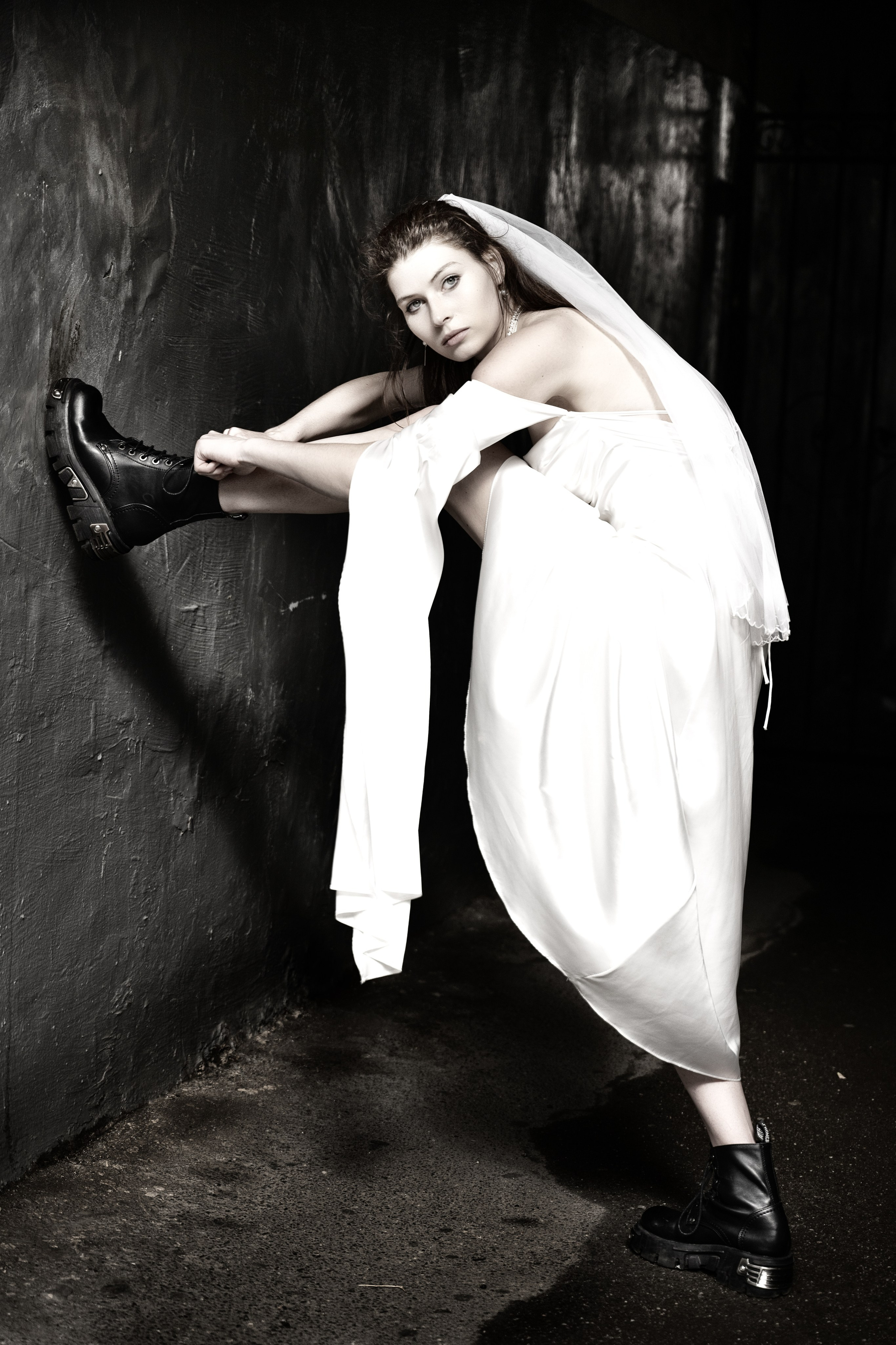 СБЕЖАВШАЯ НЕВЕСТА (история в каждом кадре). Главная