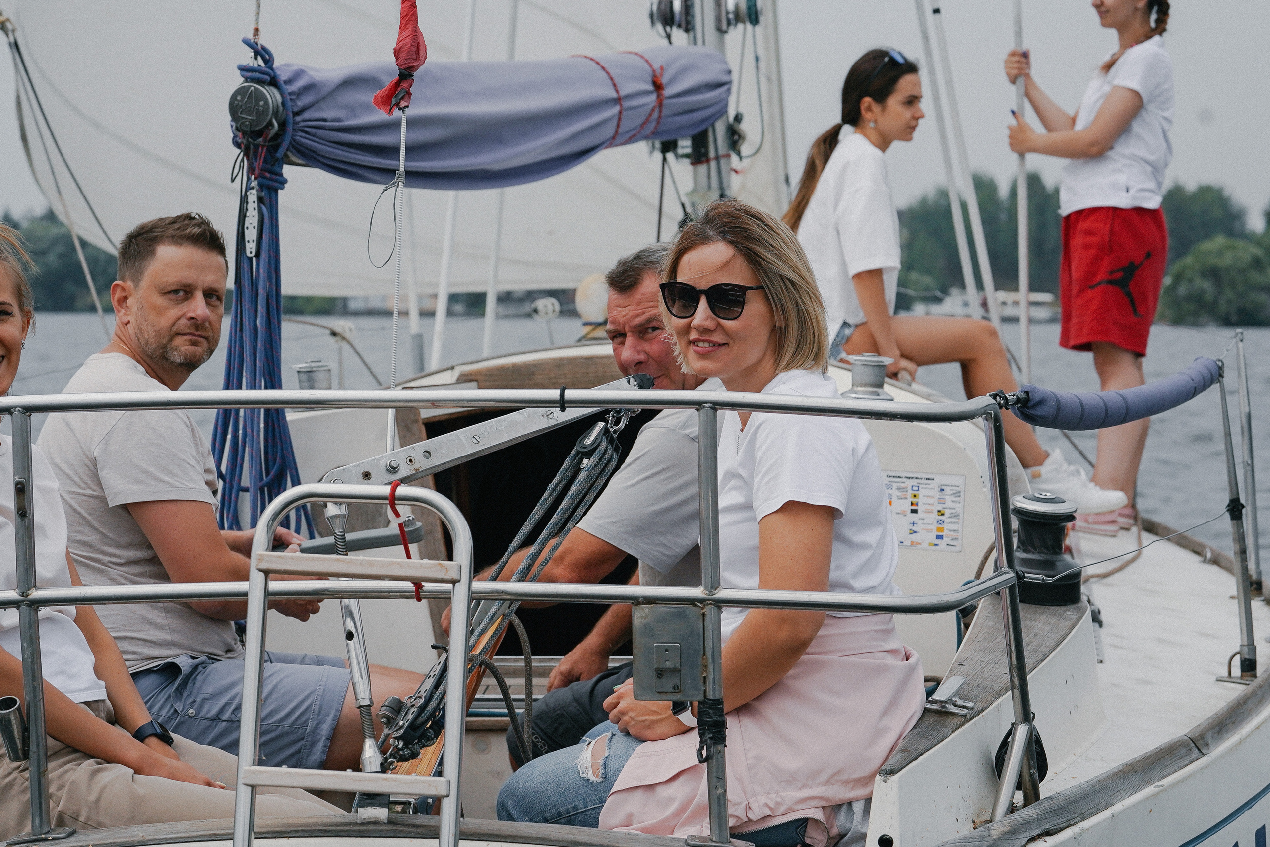 Фотограф на регату на Пироговском водохранилище