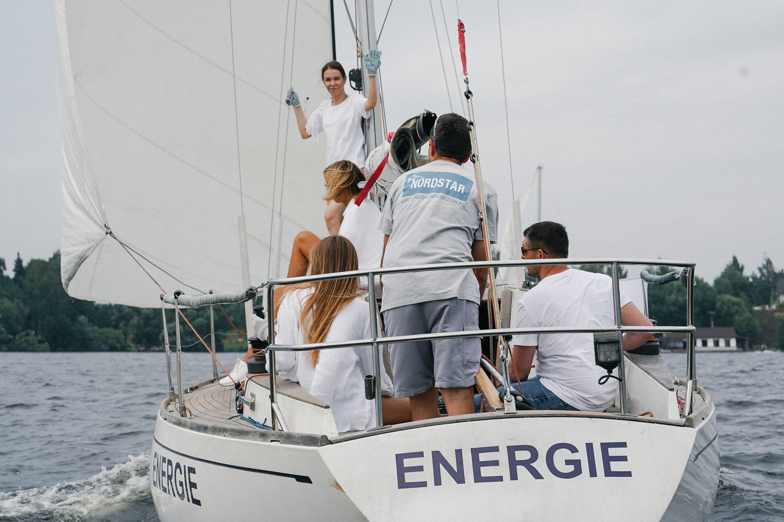 Фотограф на регату на Пироговском водохранилище