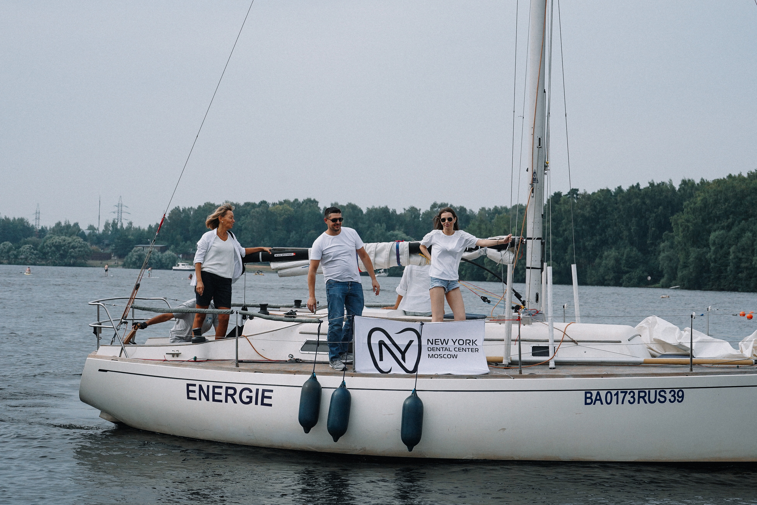 Фотограф на регату на Пироговском водохранилище
