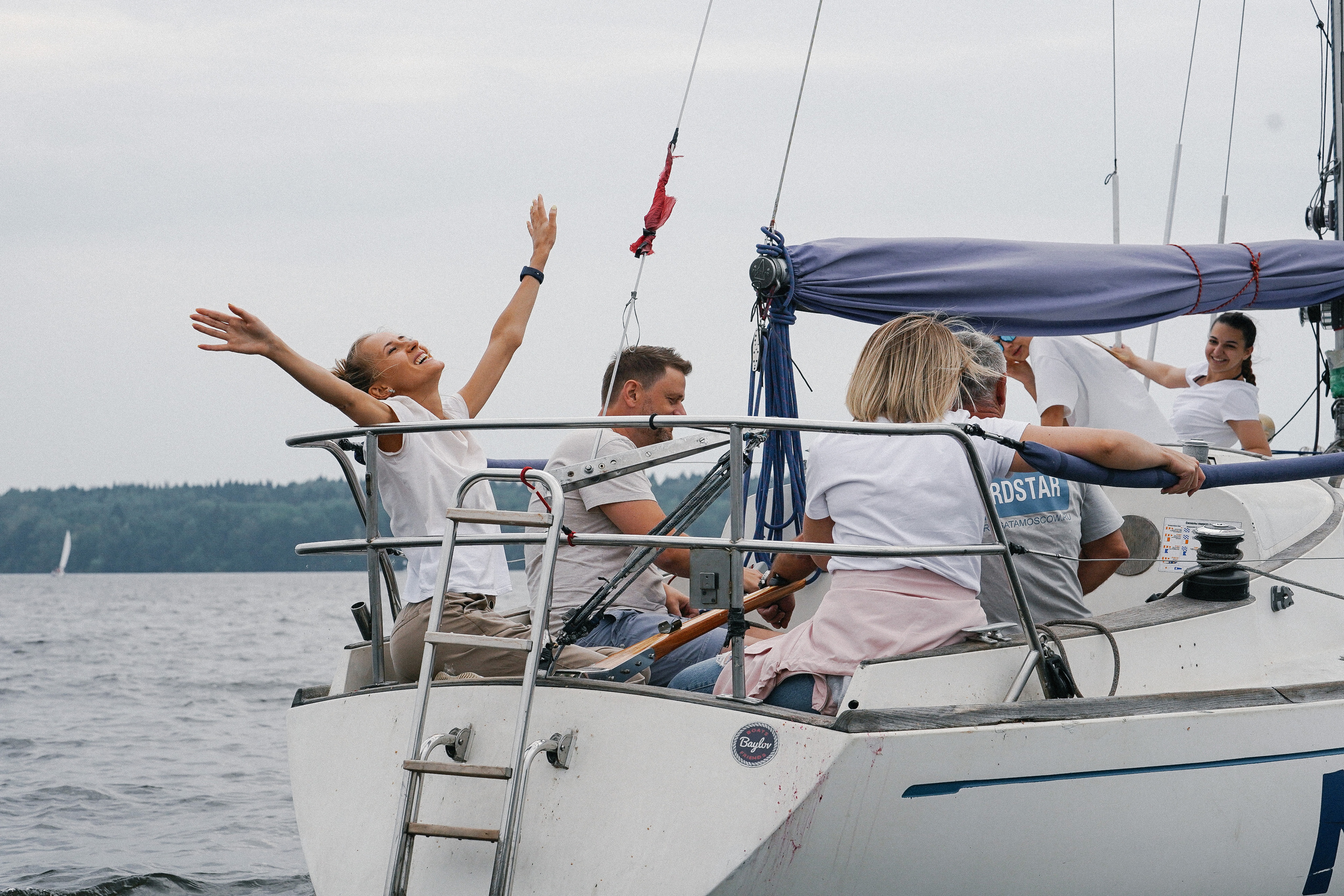Фотограф на регату на Пироговском водохранилище