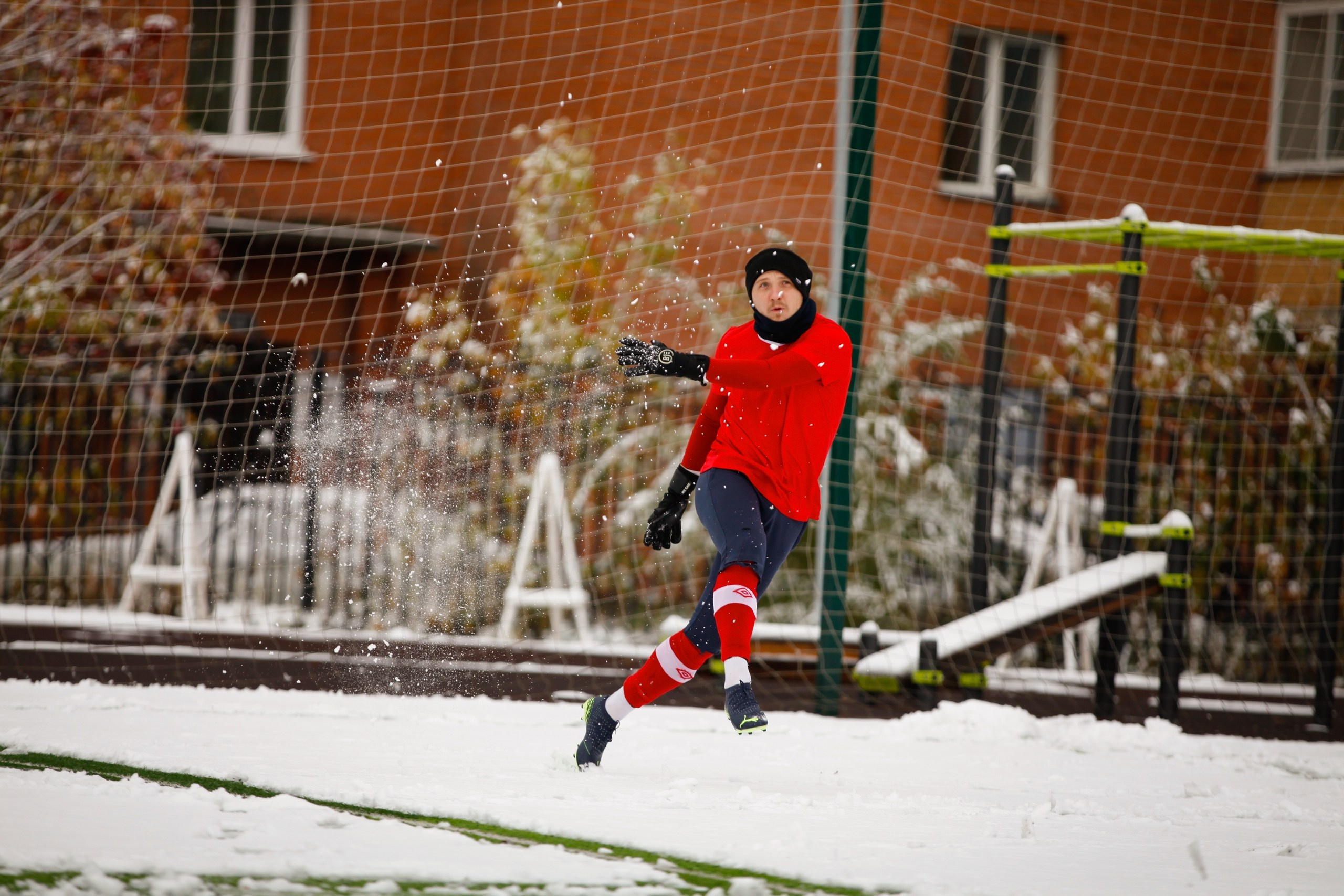 ФУТБОЛ. Фото. Спортивный фотограф, трансляция, звук и свет в Новосибирске