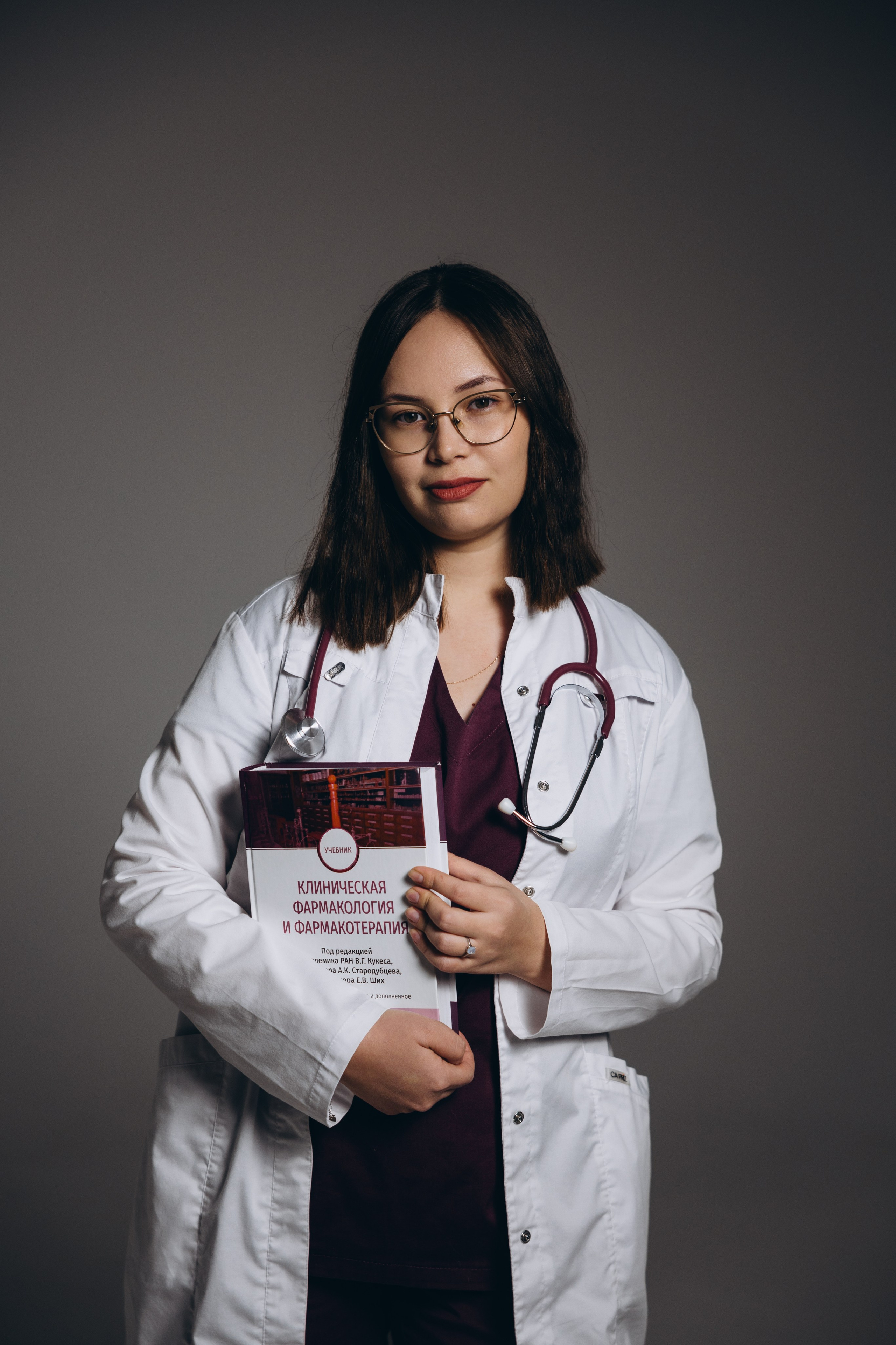 Съёмка для выпускников меда. Свадебный, семейный фотограф в Иркутске Светлана Макаричева