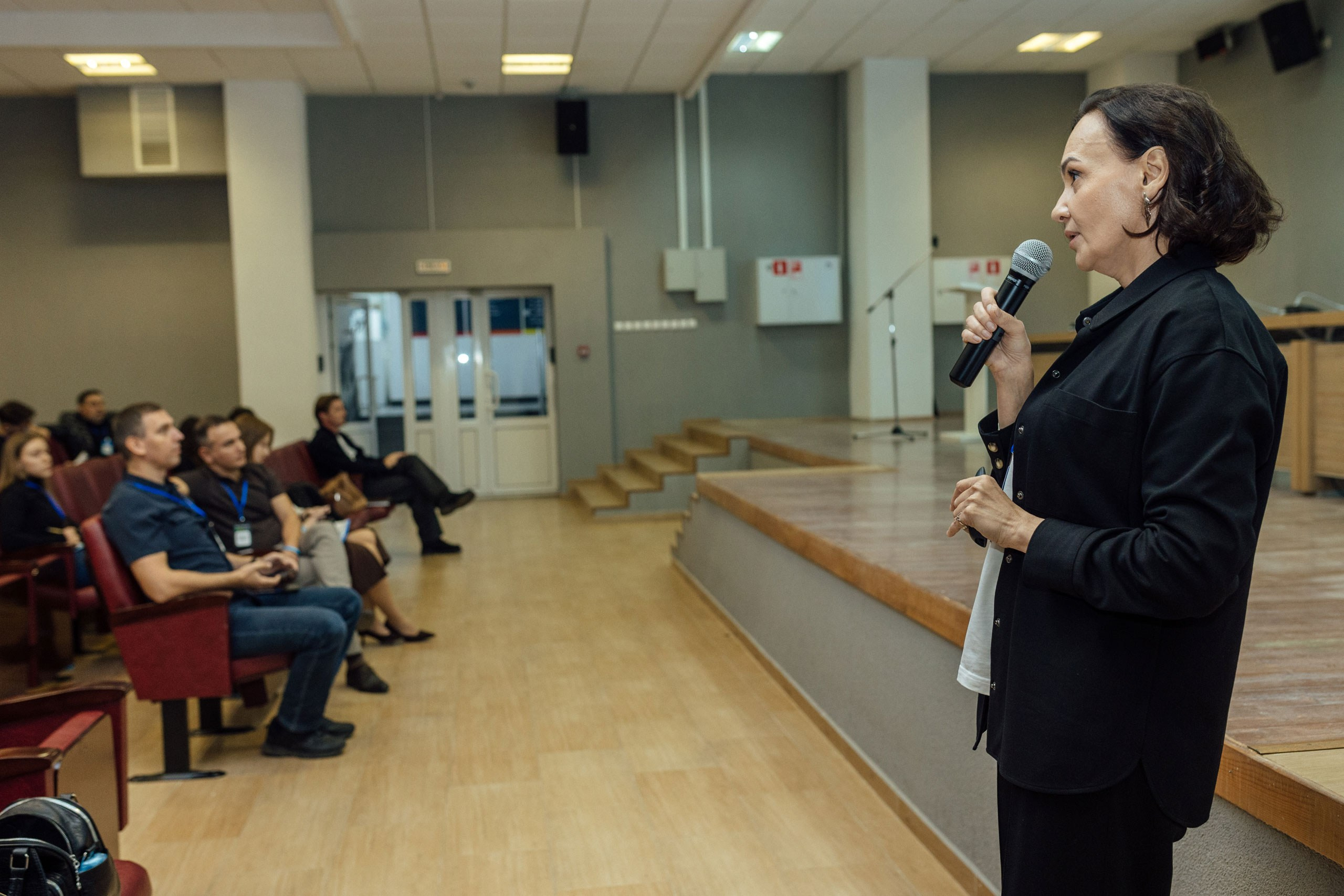 Съёмка репортажа — Конференция о бизнесе для бизнеса «Траектория 25». Фотограф для бизнеса. Павел Козырь