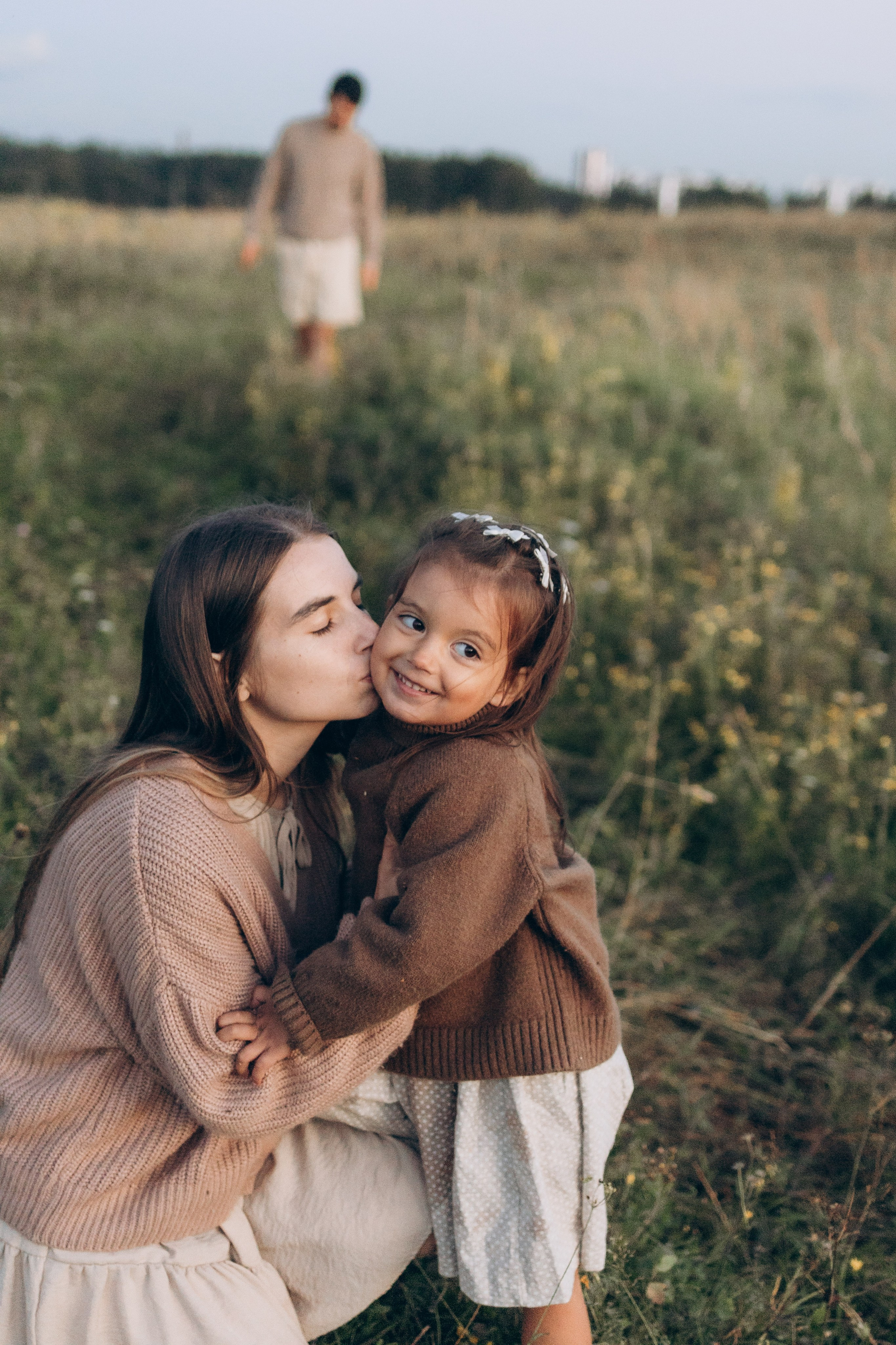 Семейная фотосессия на Колтушских высотах. Семейный и детский фотограф в Санкт-Петербурге Павлова Елена