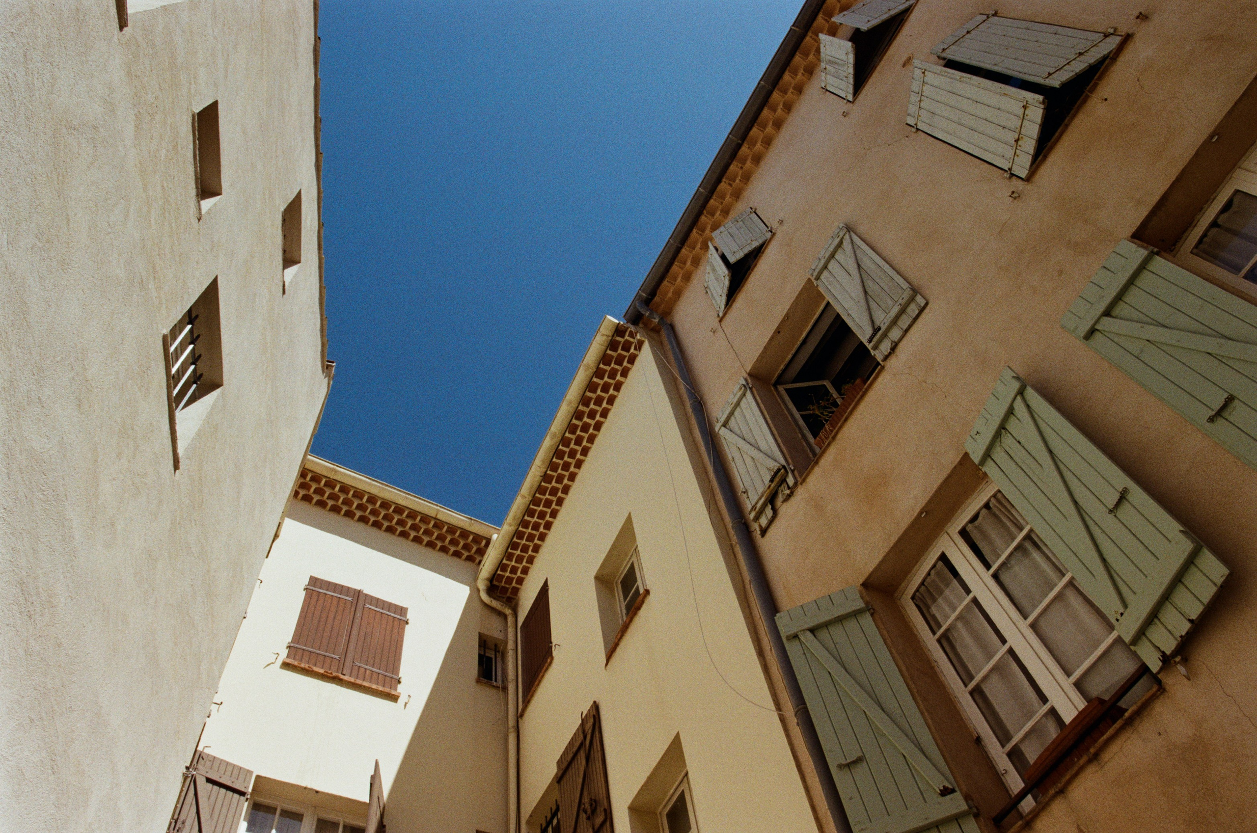 The contract // france, antibes. EVER EXPOSED