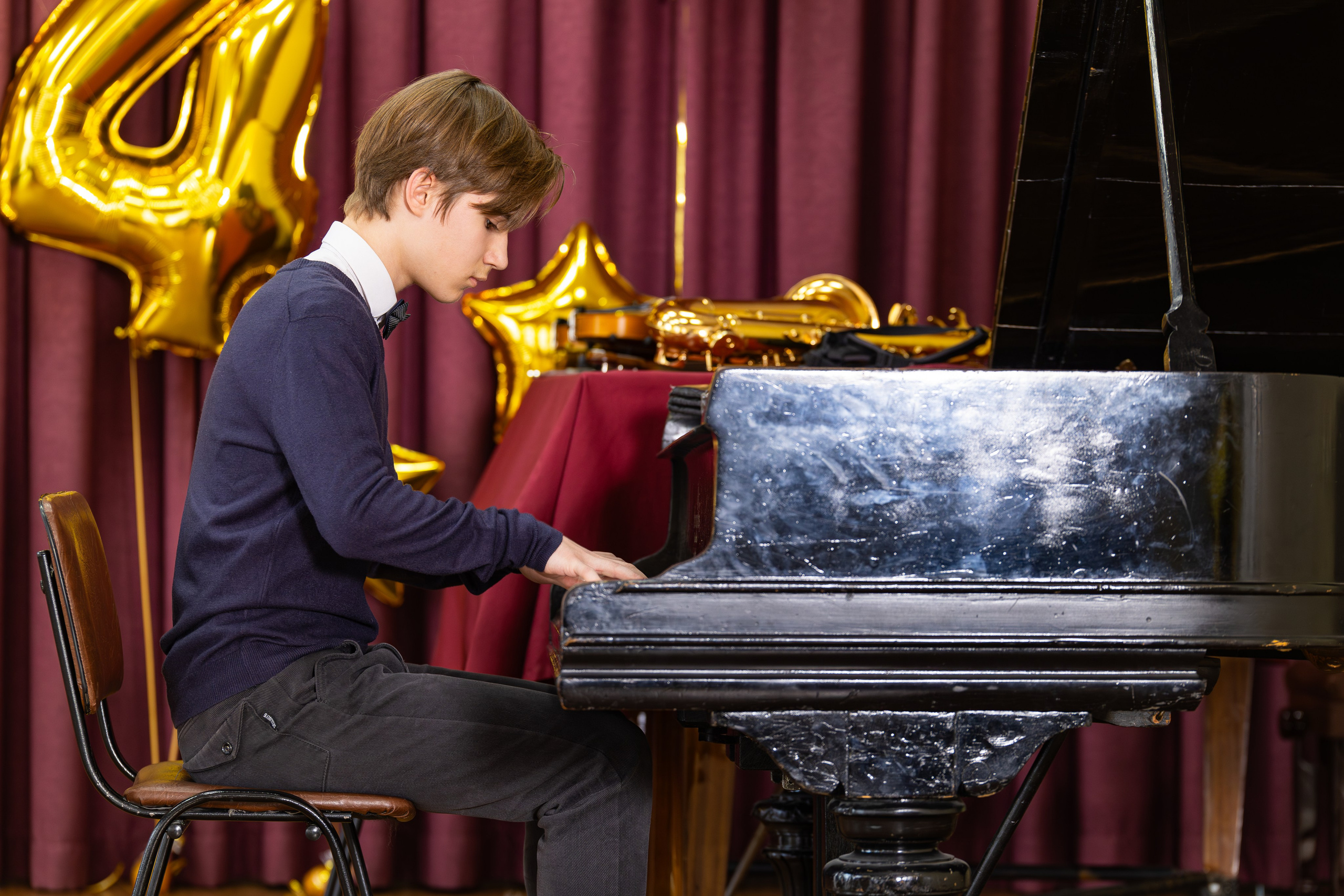 Выпускной музыкальная школа № 8. Фотограф Александр Поздняков  Новосибирск