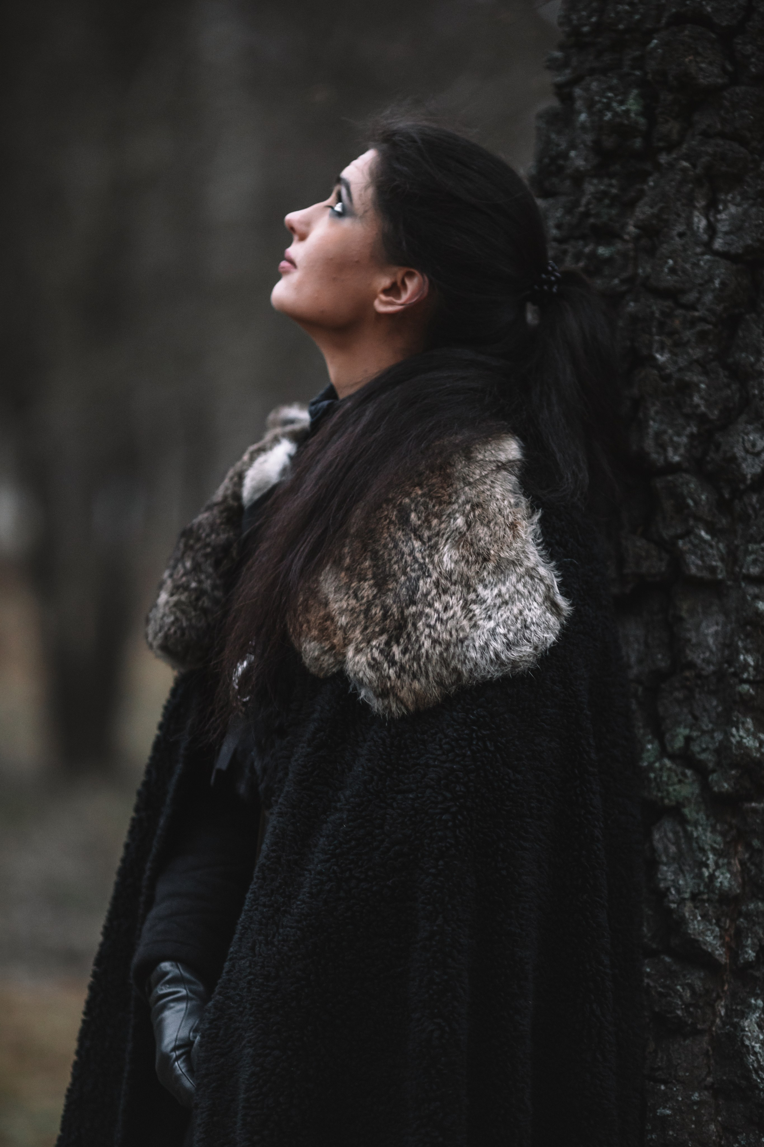 Наташа с фризом в костюме викинга. Фотосессии с лошадьми