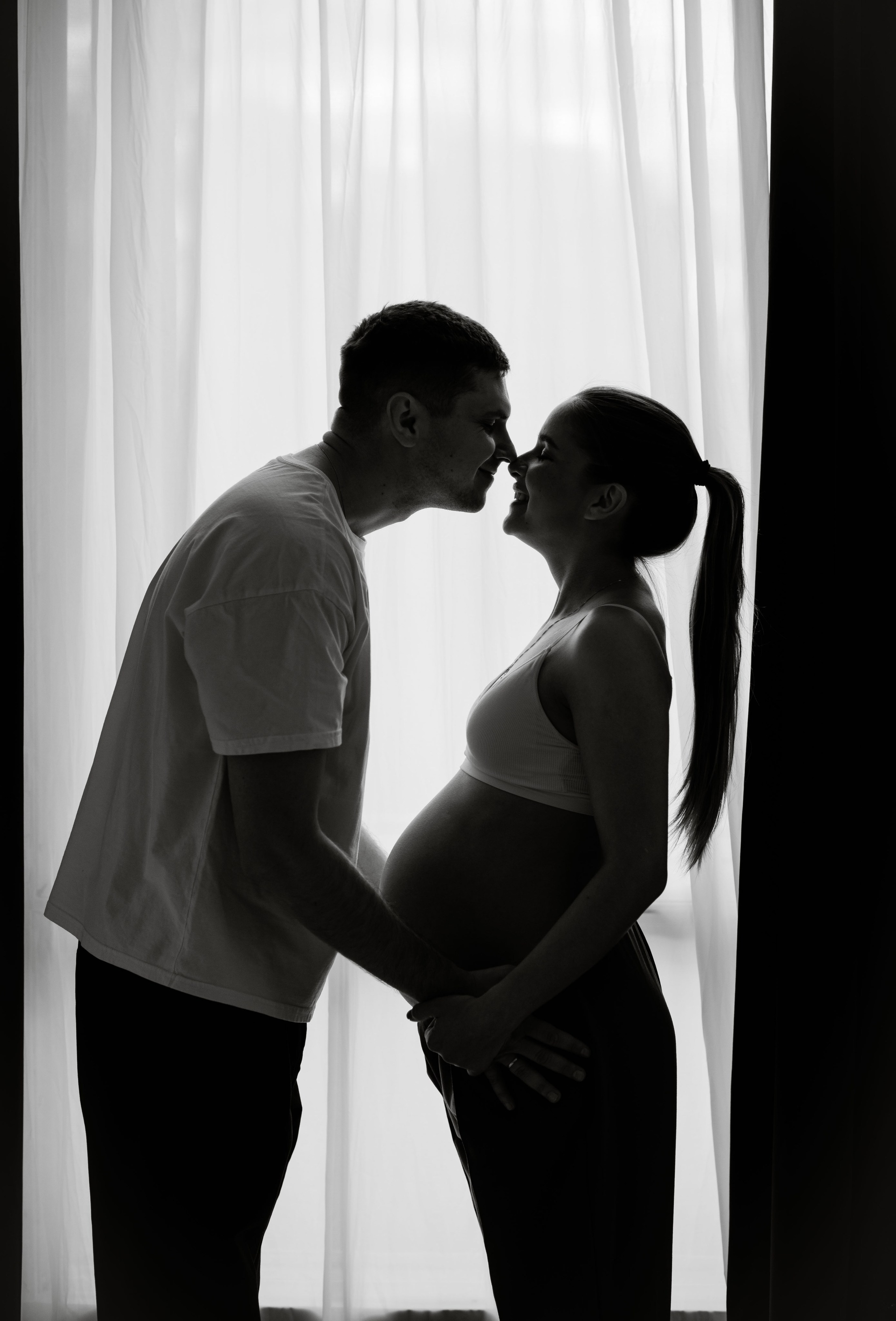 Фотосессия беременности в студии. Семейный фотограф в Домодедово и Москве Елена Пичугина