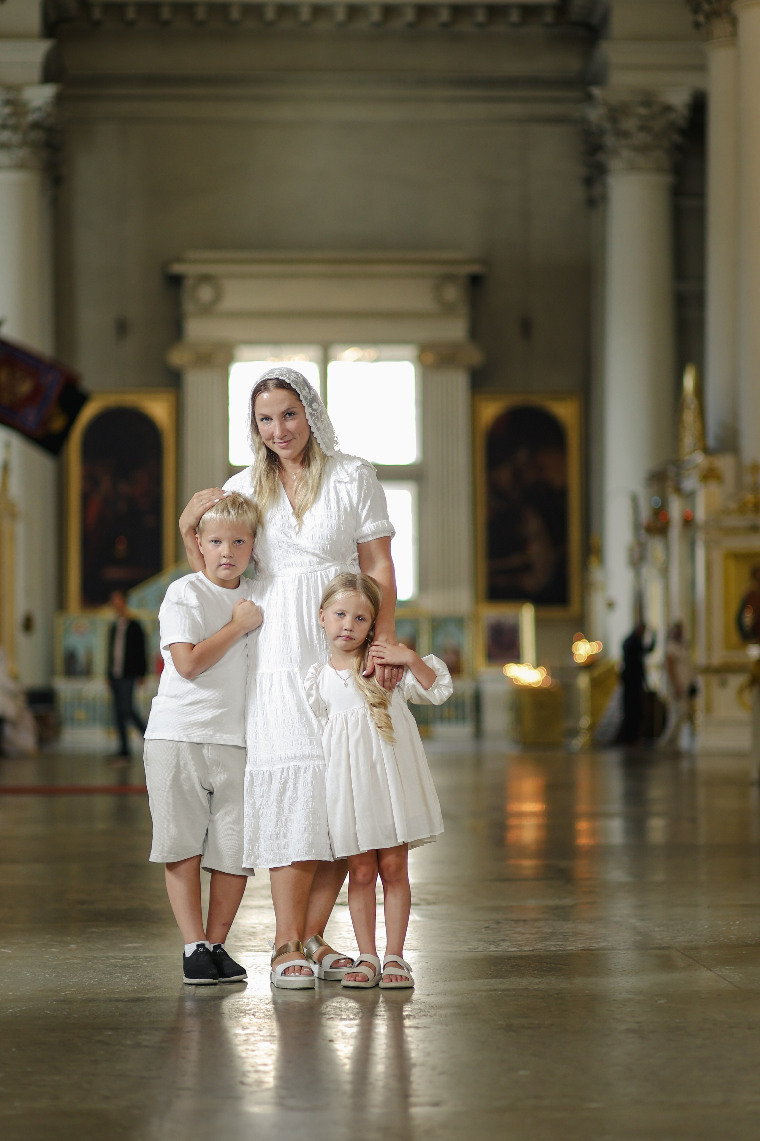 Крещение Софии. Репортажный и портретный фотограф в Санктпетербурге. Видиосъемка мероприятий в Санкт-Петербурге