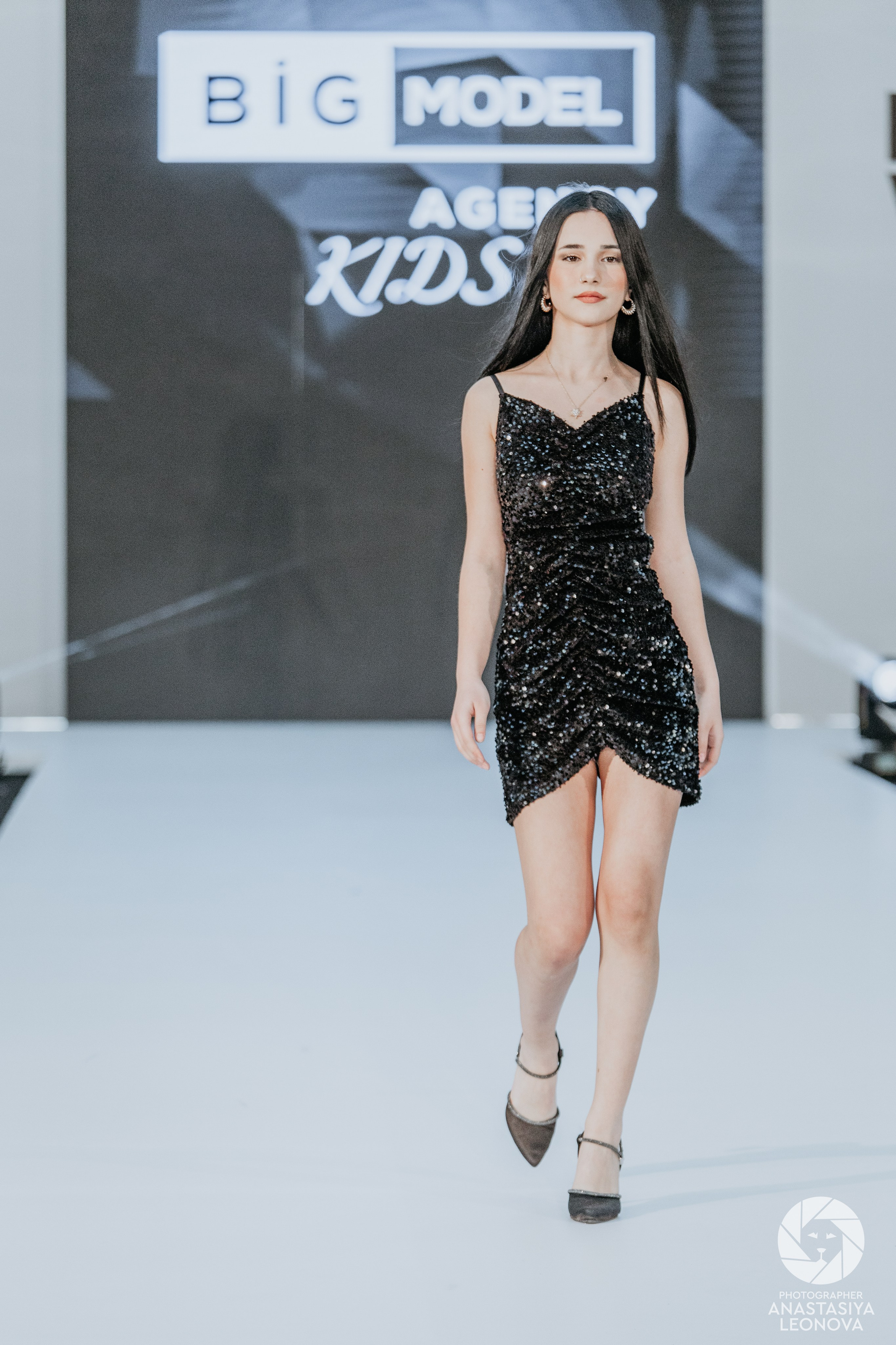 Fashion Week Türkiye [spring, 2025]. Anastasia Leonowa