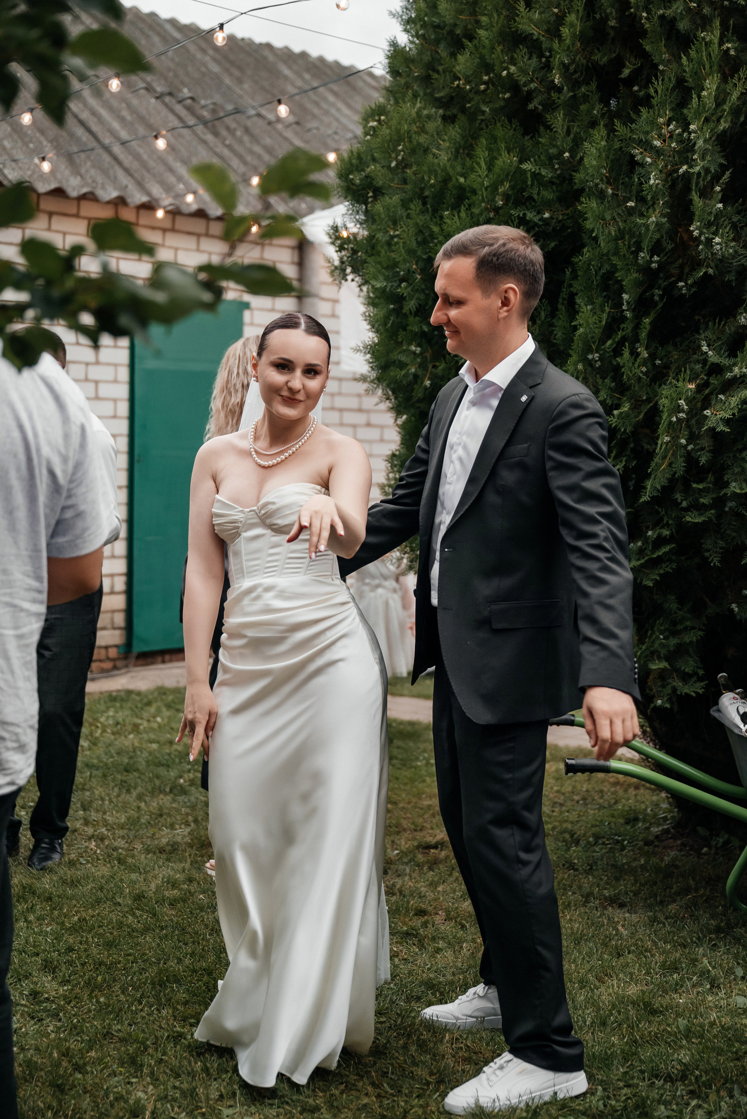 «Свадьба Даши и Артема». Школьный фотограф в Валуйках. Фотосессии для выпускников и изготовление выпускных альбомов в городе Валуйки и в Белгородской области