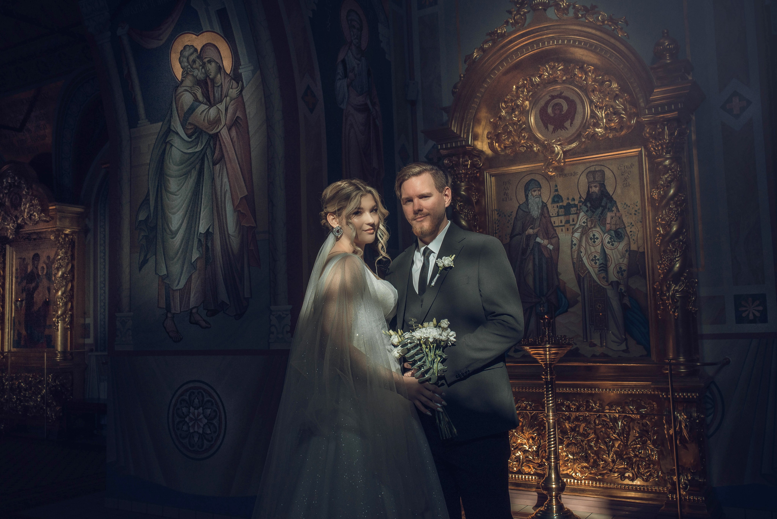 молодожены в сартове, пара в саратове ,съемка в храме, сьемка в храме москва, венчание в саратове, венчание москва , фоотосъемка венчание, фотограф на венчание в сартове, флотограф на венчание в москве