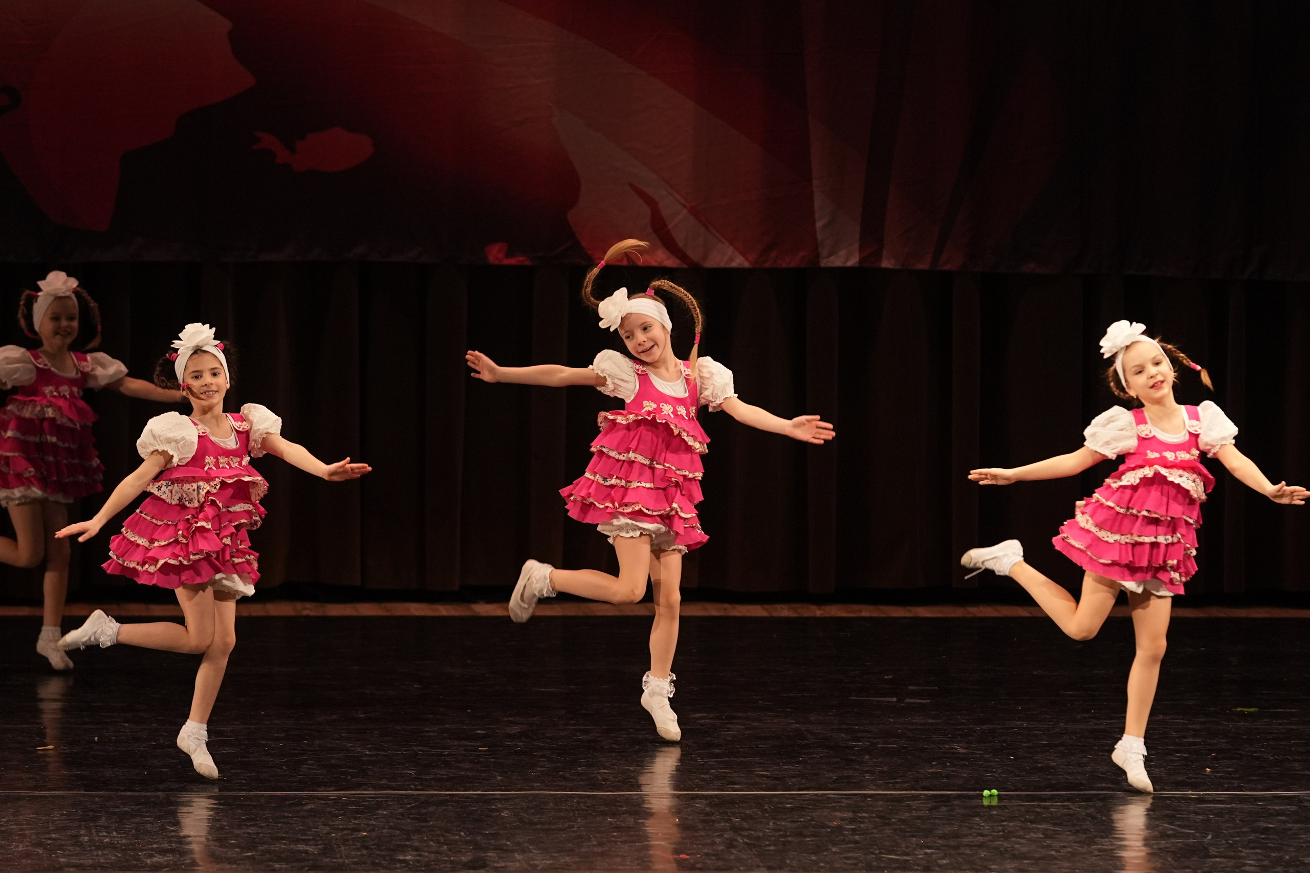 7 декабря, блок 3, г. Москва. Золотое яблочко