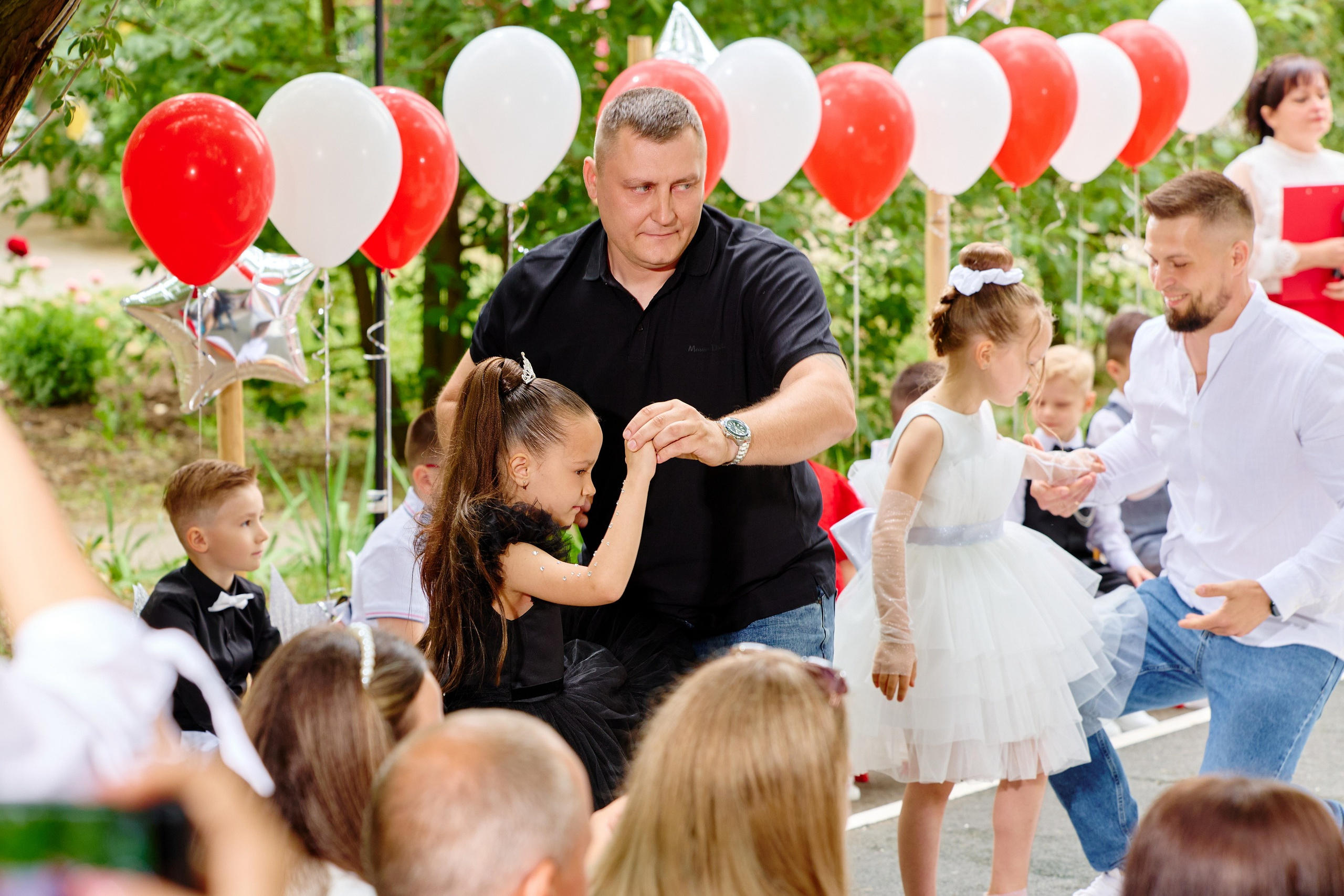 Выпускной 45 сад. Фотограф Выпускные альбомы Таганрог Сергей Коробченко