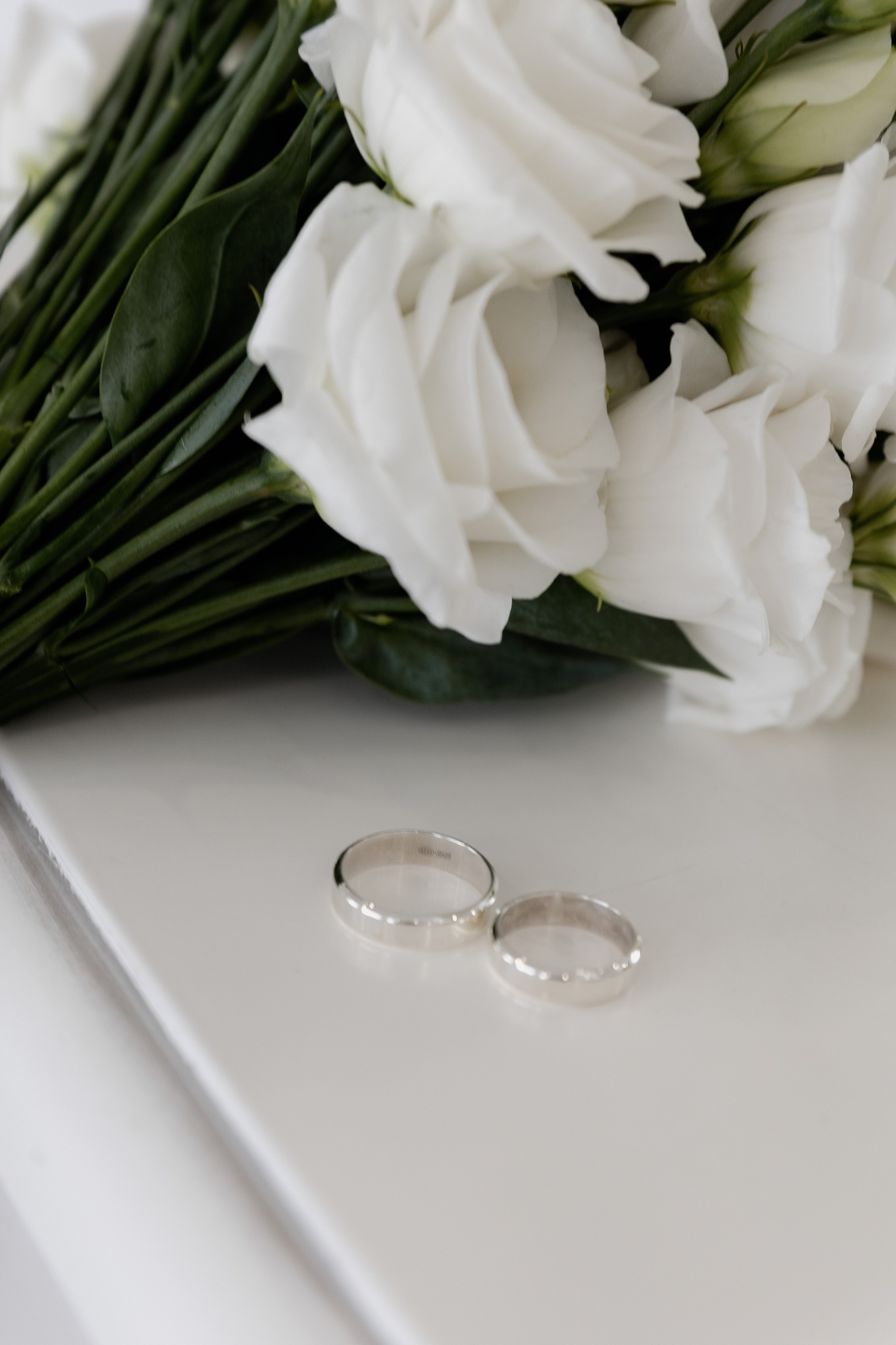 ЗАГС и прогулка лов стори. Свадебный фотограф Калининград