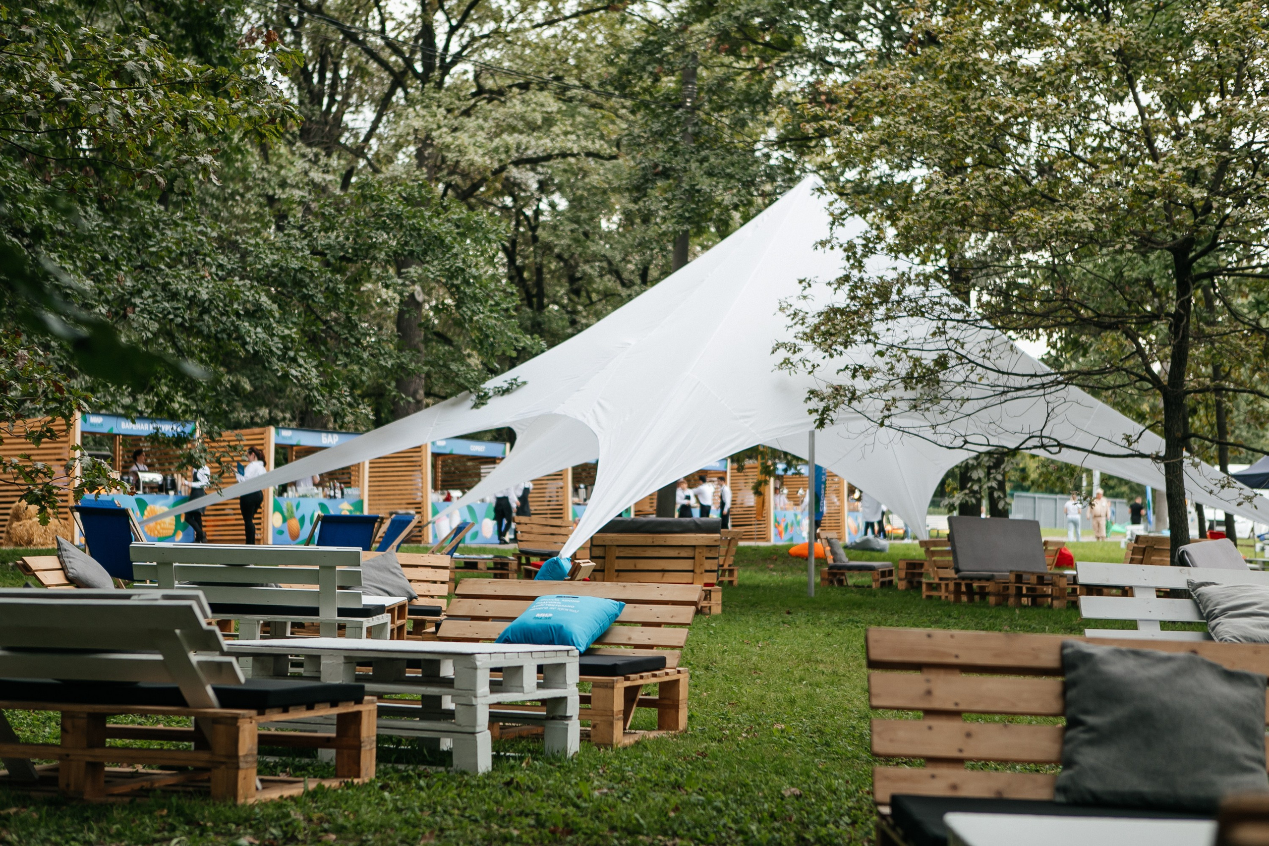 МИР событие на 1200 человек. Фотограф в Москве Дмитрий Жарков