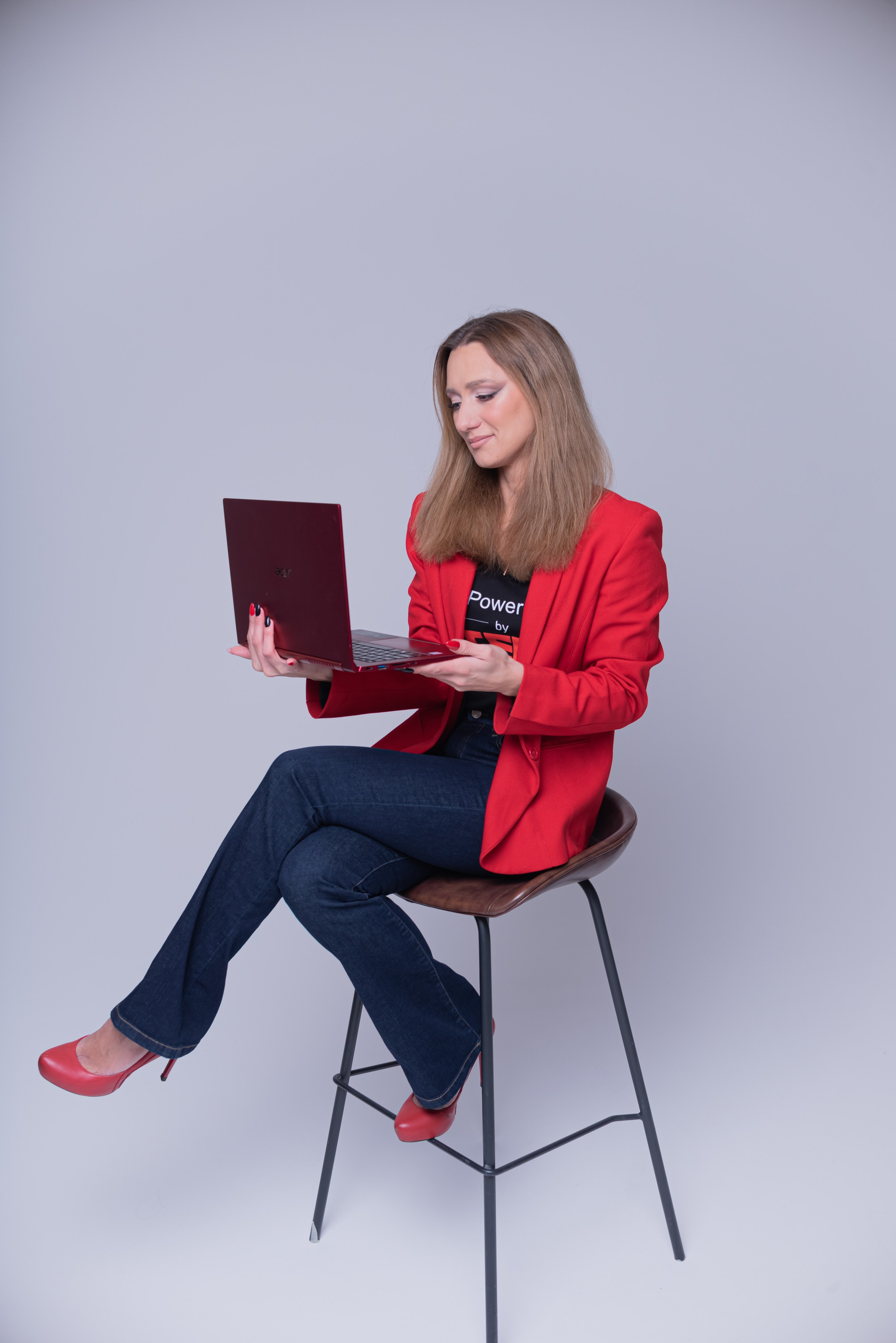 Фотосъемка контента для Яны — преподавателя английского языка. Свадебный и семейный фотограф Екатерина Пушан. Москва, Балашиха, Железнодорожный, Солнечногорск