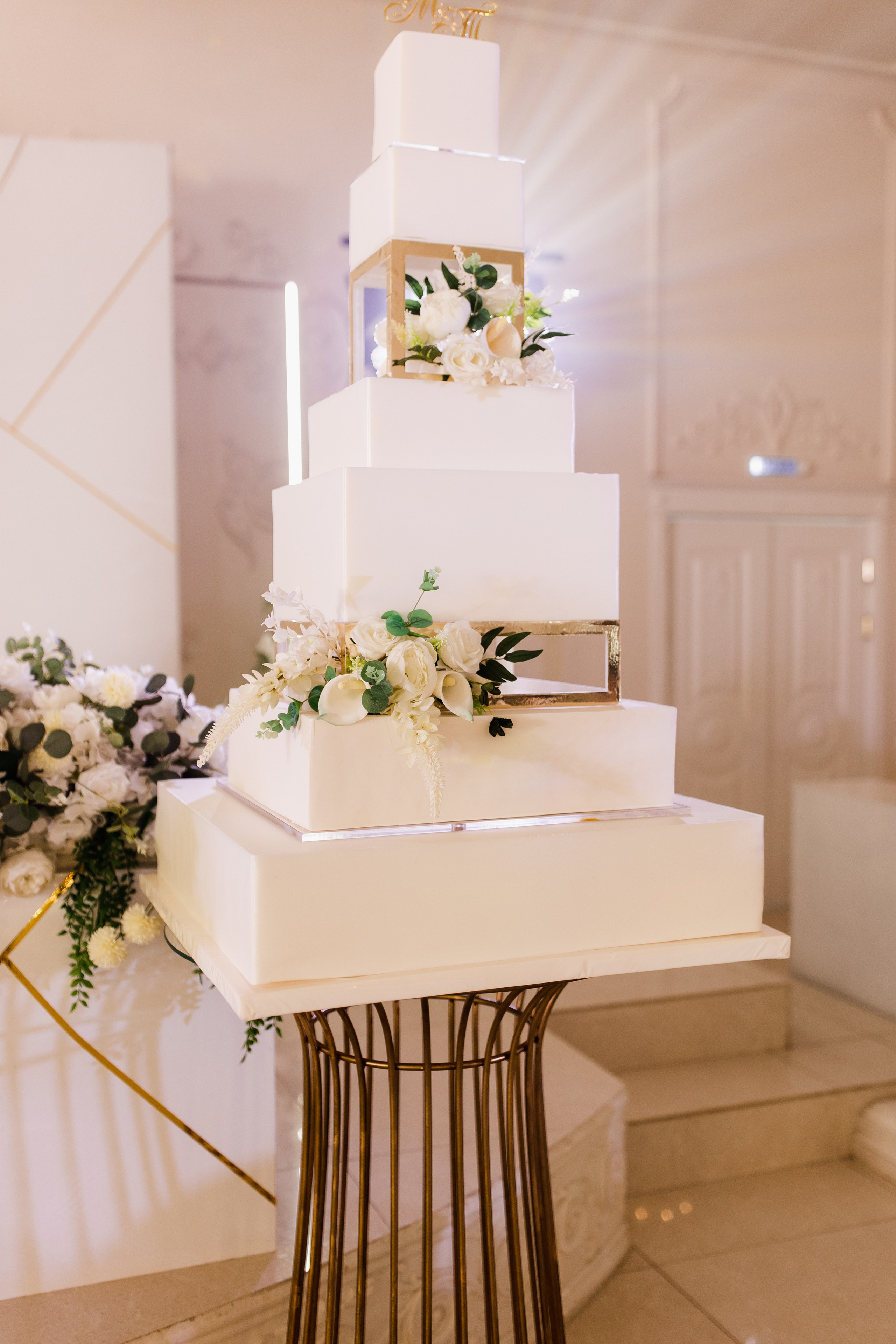 Ресторан Nikola Diamond. DDrental прокатная компания Нижний Новгород