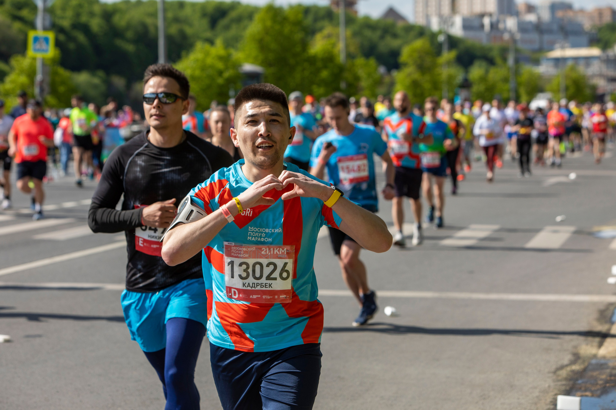 Московский полумарафон, 14 мая 2023 года. Фотограф Сергей Ловкий