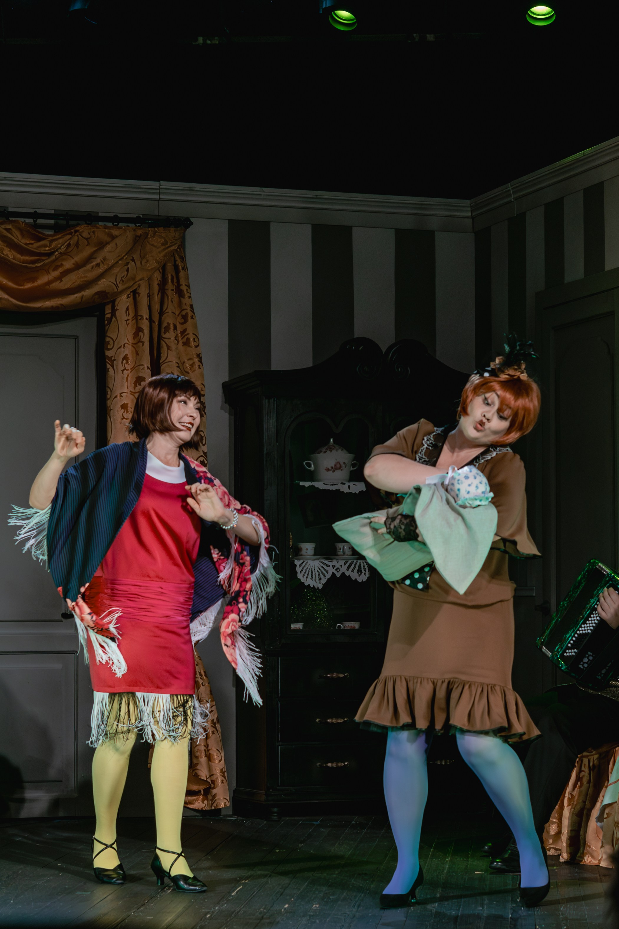 Театр Юного Зрителя «Две свадьбы». Фотограф Марк Файзулин