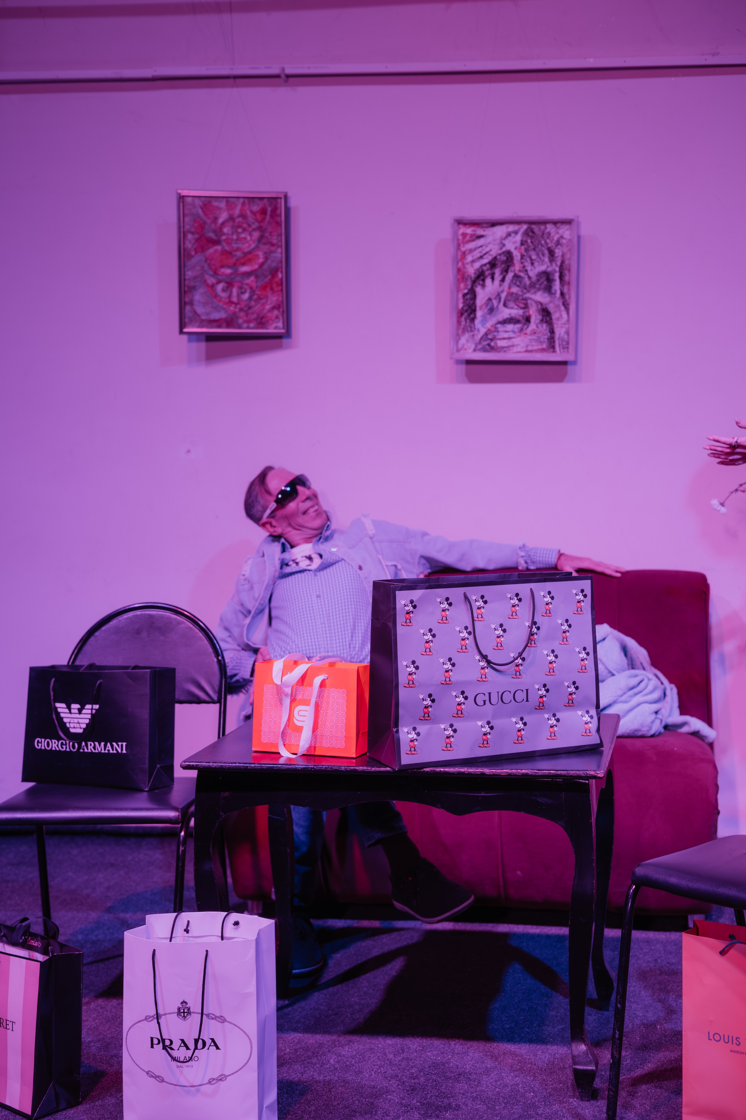 Дом актера «Денег много не бывает». Фотограф Марк Файзулин